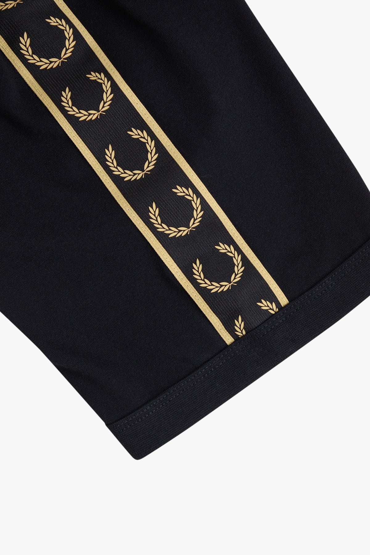 FRED PERRY CONTRAST TAPE RINGER T-SHIR en color NEGRO  (4)