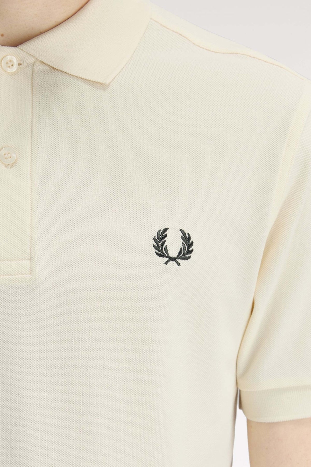 FRED PERRY  PLAIN FRED PERRY SHIRT en color BLANCO  (4)