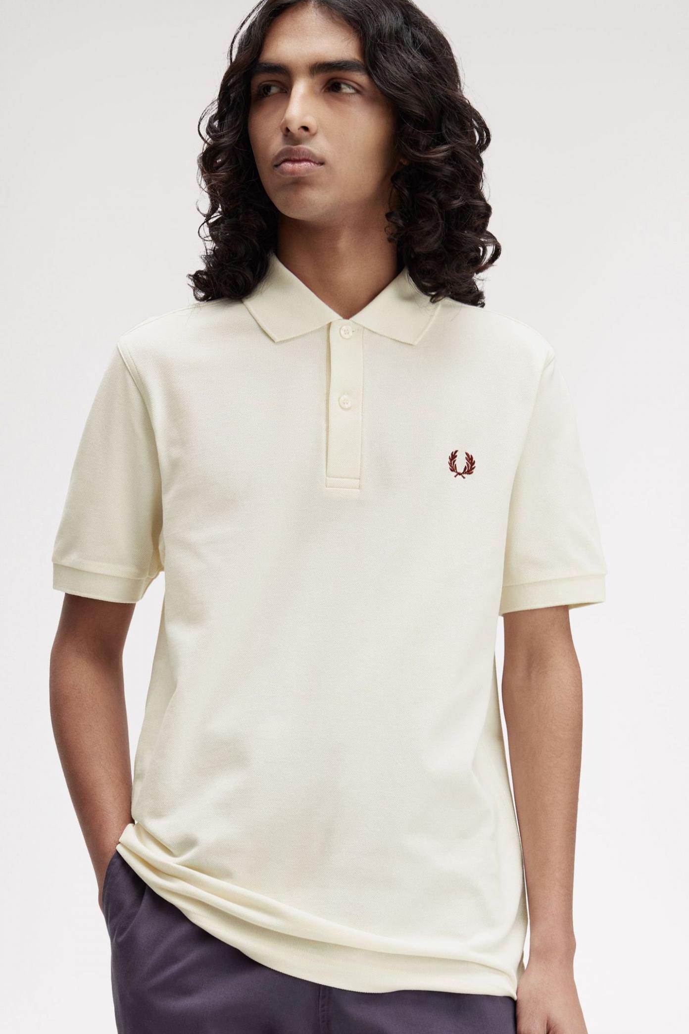 FRED PERRY  PLAIN FRED PERRY SHIRT en color BEIS  (4)
