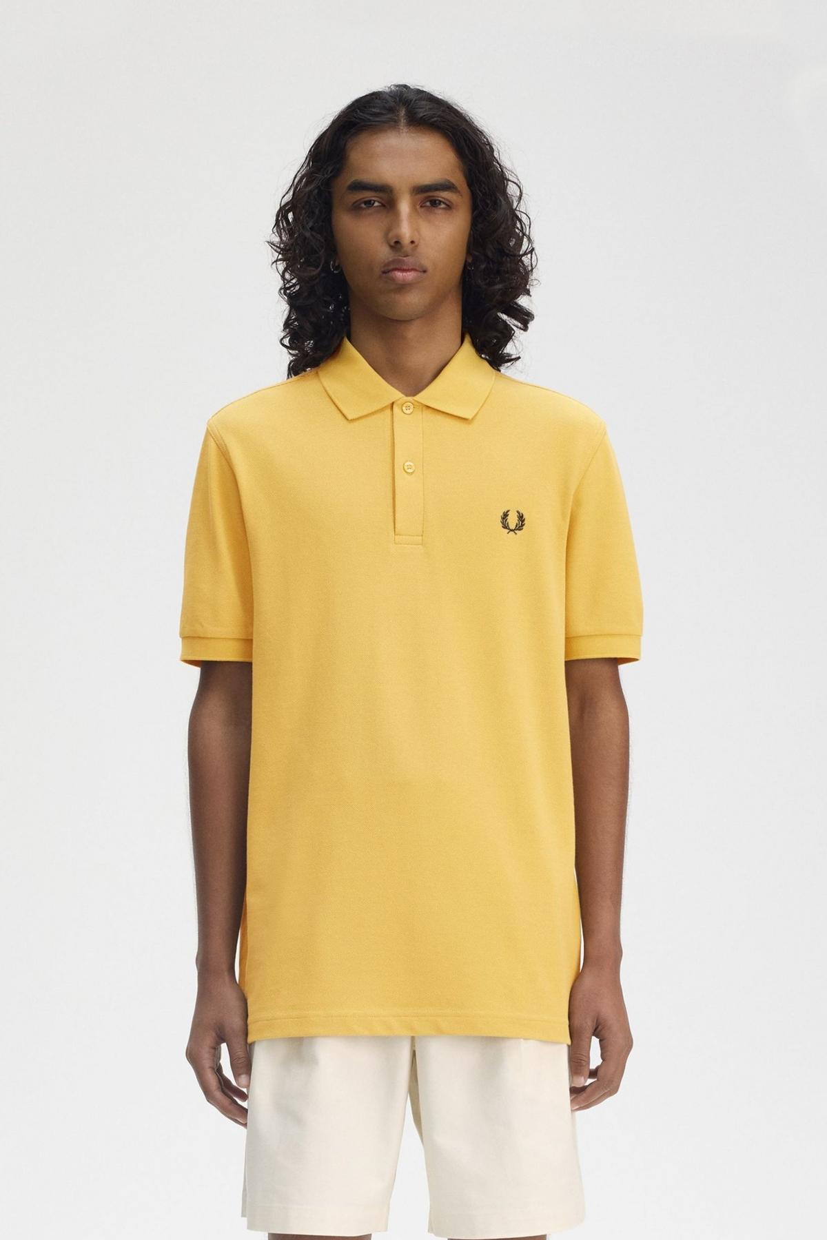 FRED PERRY  PLAIN FRED PERRY SHIRT en color AMARILLO  (1)