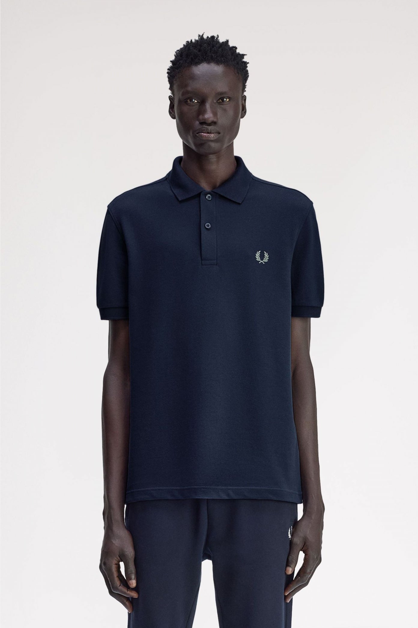 FRED PERRY  PLAIN FRED PERRY SHIRT en color AZUL  (1)