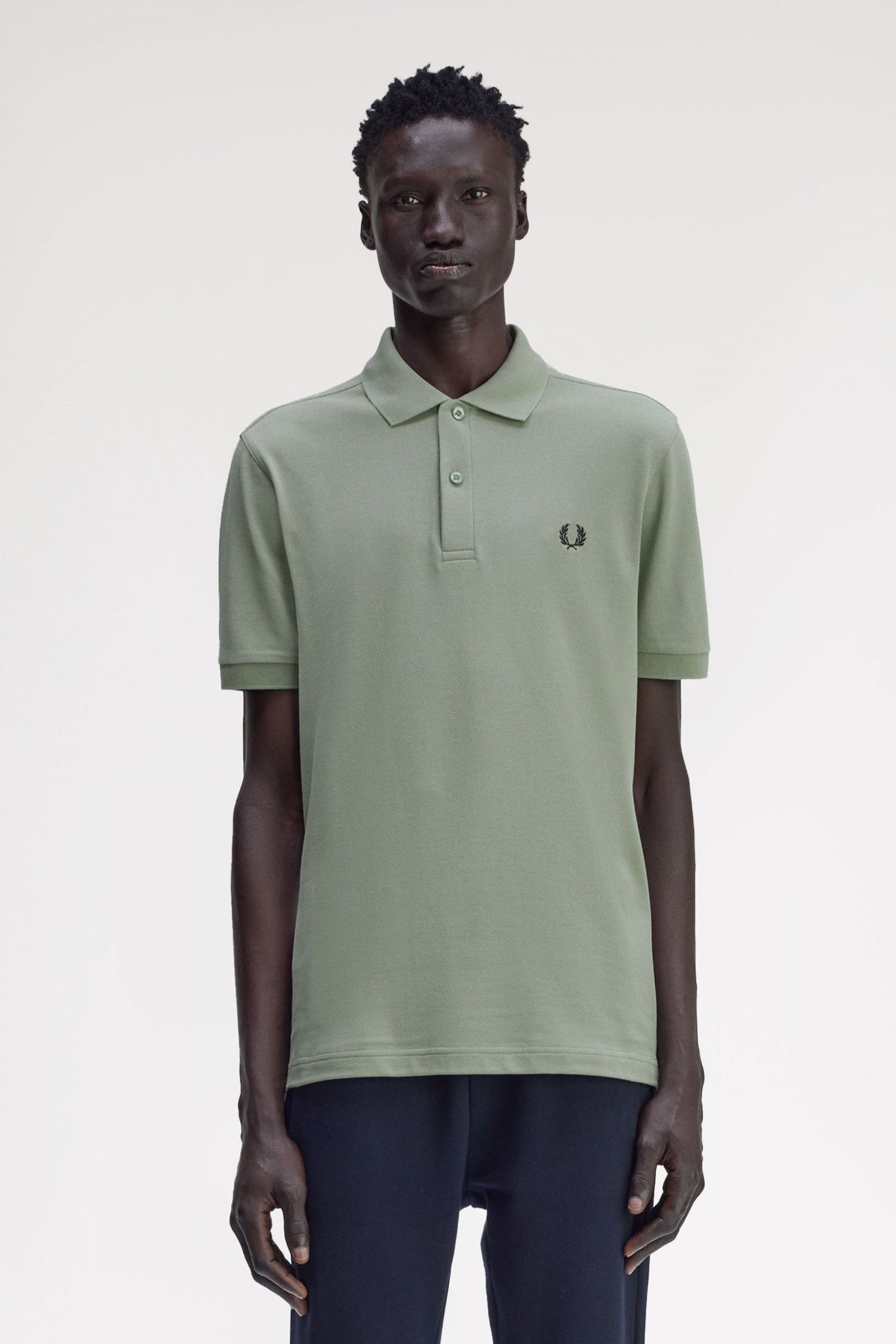 FRED PERRY  PLAIN FRED PERRY SHIRT en color VERDE  (1)