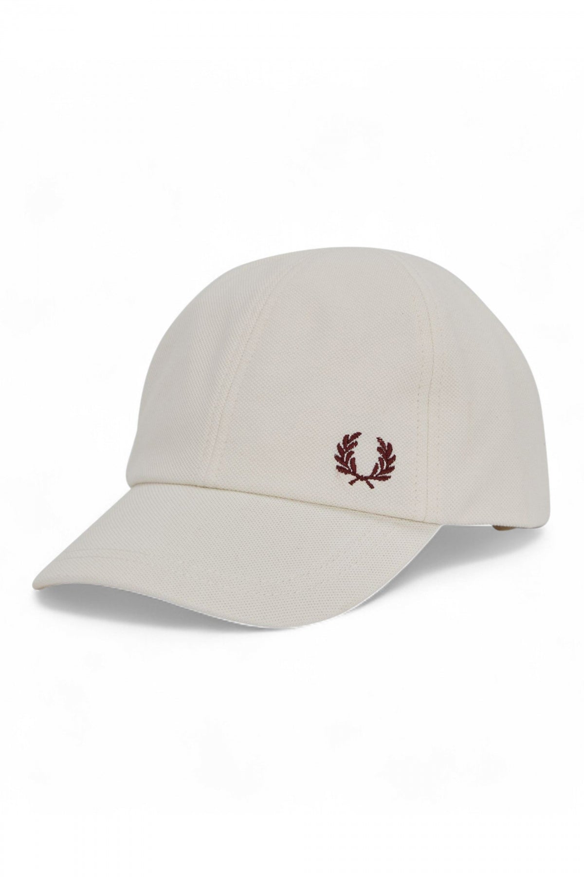 FRED PERRY PIQUE CLASSIC CAP en color BEIS  (1)