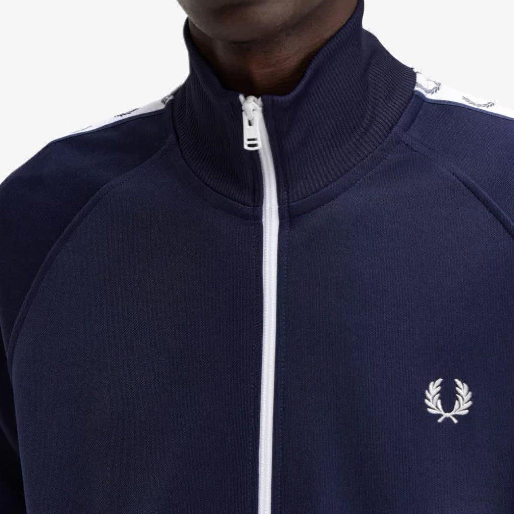 FRED PERRY TRACK JACKET en color AZUL  (6)