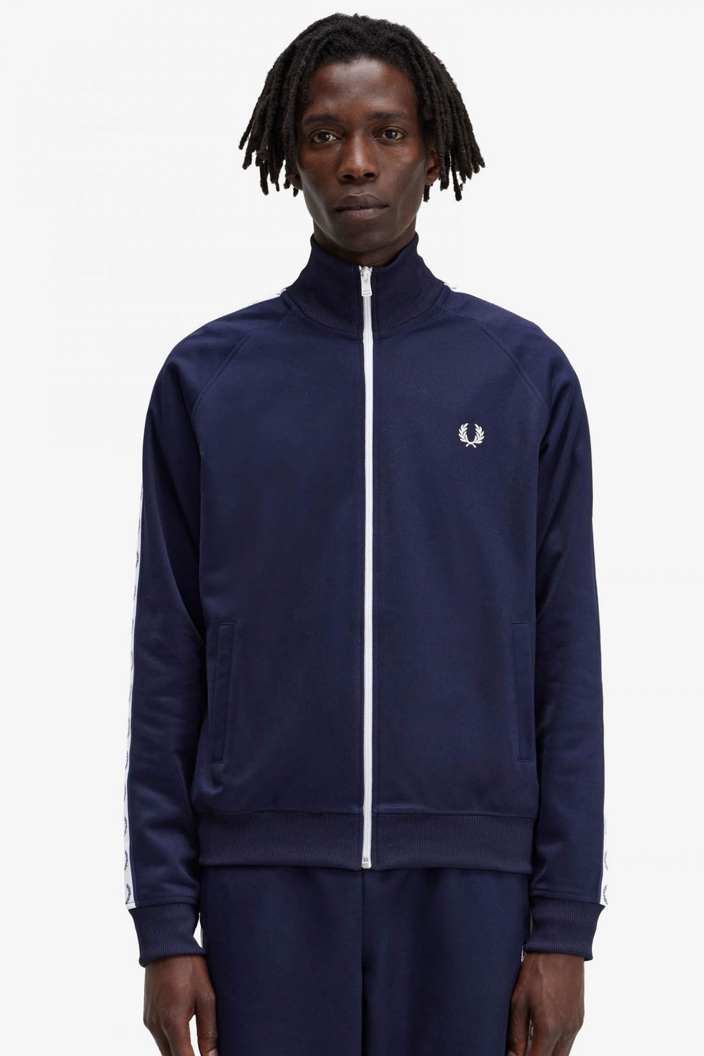 FRED PERRY TRACK JACKET en color AZUL  (1)