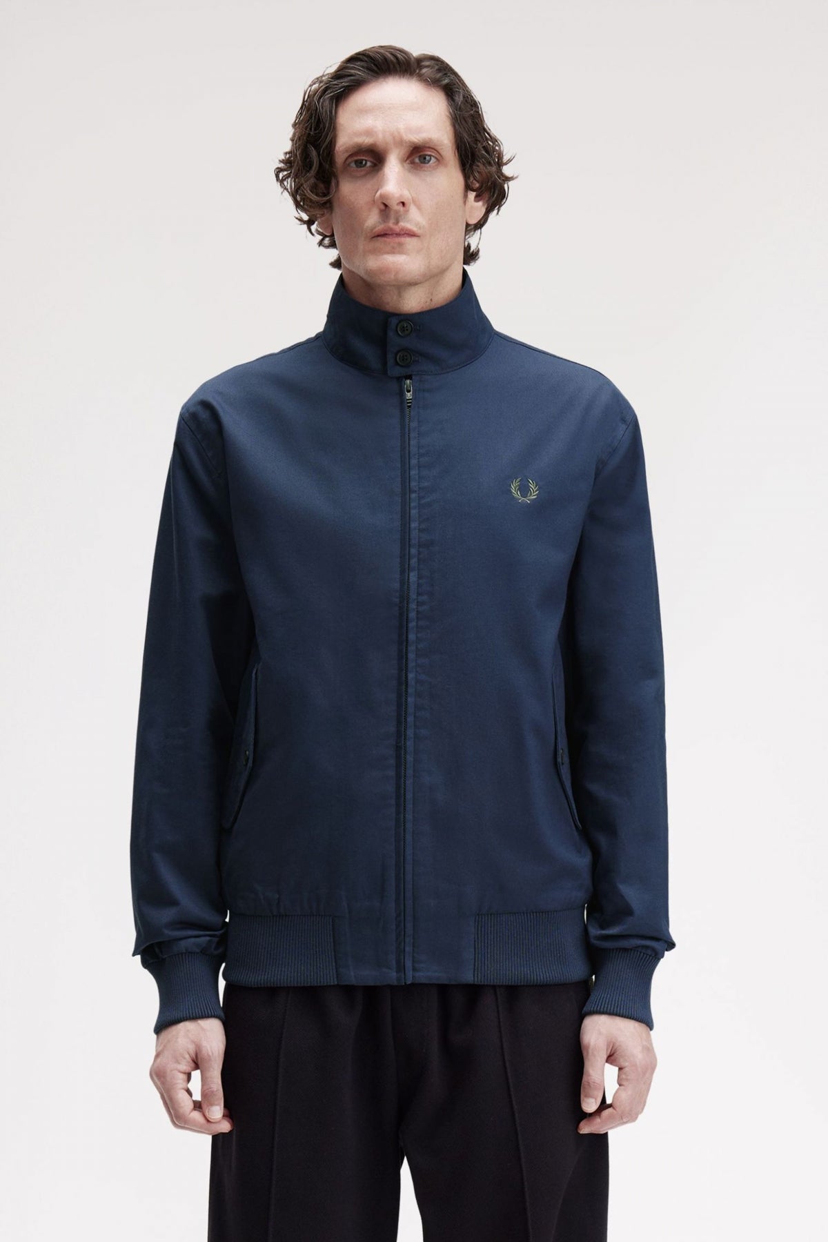 FRED PERRY HARRINGTON JACKET en color AZUL  (1)