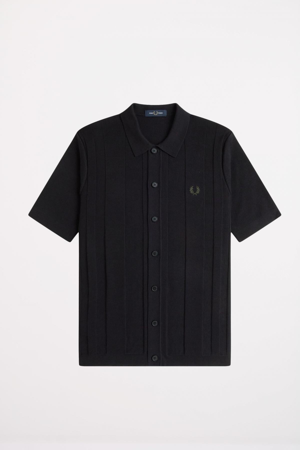 FRED PERRY BUTTON THROUGH SS SHIRT en color NEGRO  (2)