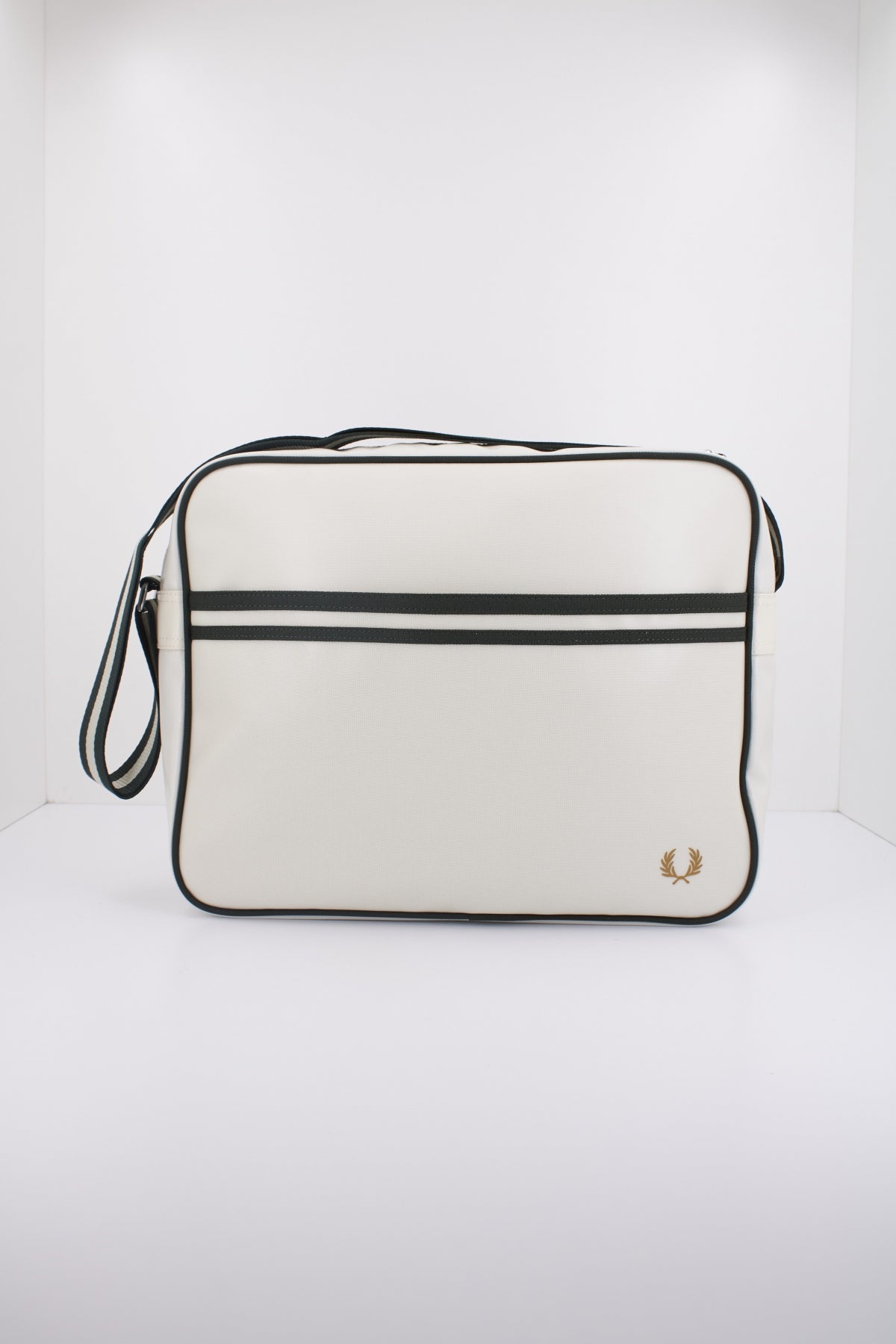 FRED PERRY CLASSIC SHOULDER BAG en color BLANCO  (1)
