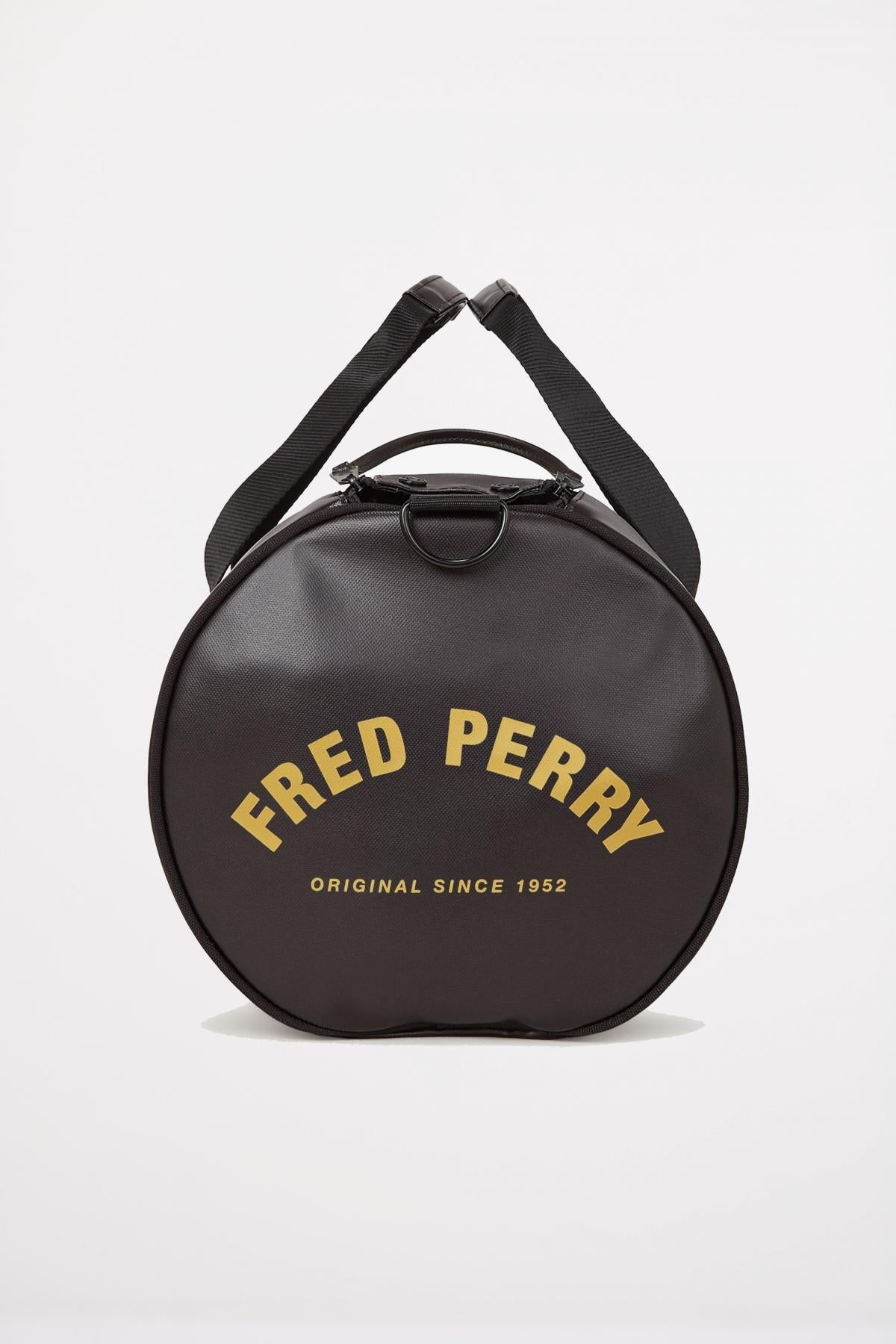 FRED PERRY TONAL LARGE BARREL BAG en color NEGRO  (3)