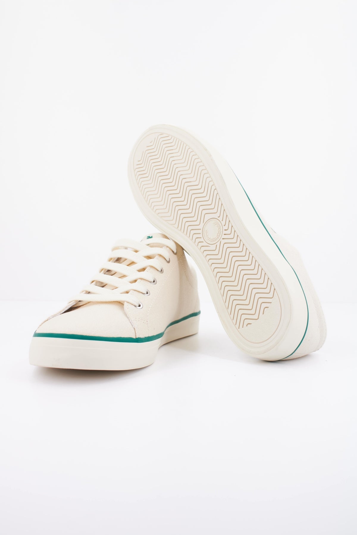 FRED PERRY BASELINE CANVAS en color BEIS  (5)