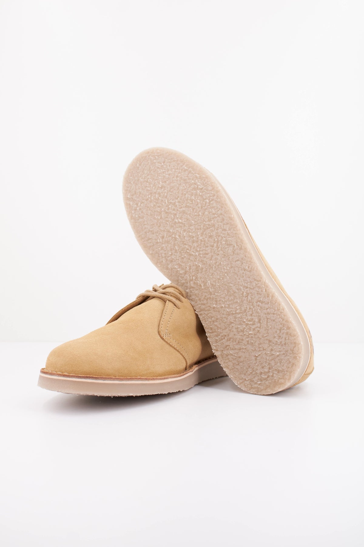 FRED PERRY LINDEN SUEDE en color MARRON CLARO  (5)