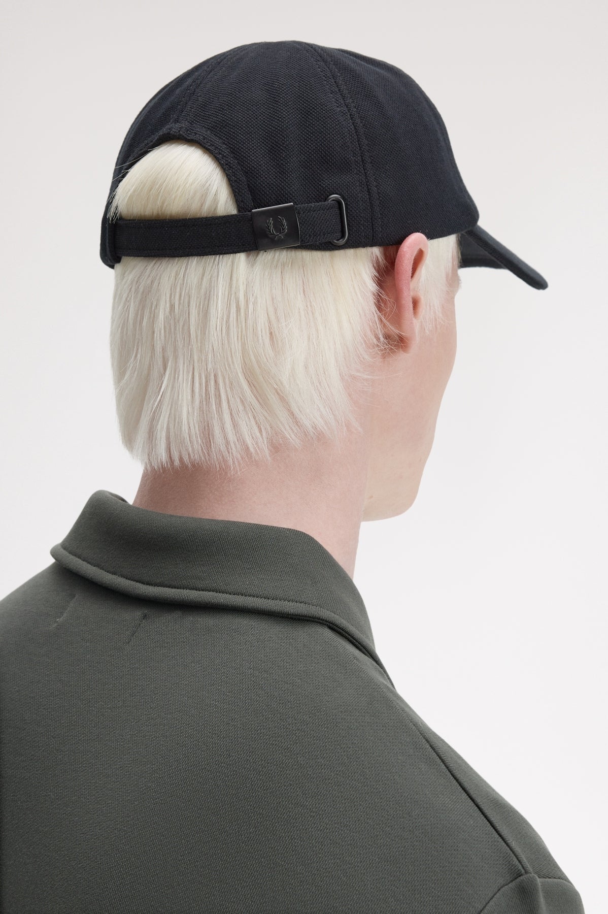 FRED PERRY HWFP PIQUE CLASSIC CAP en color   (2)