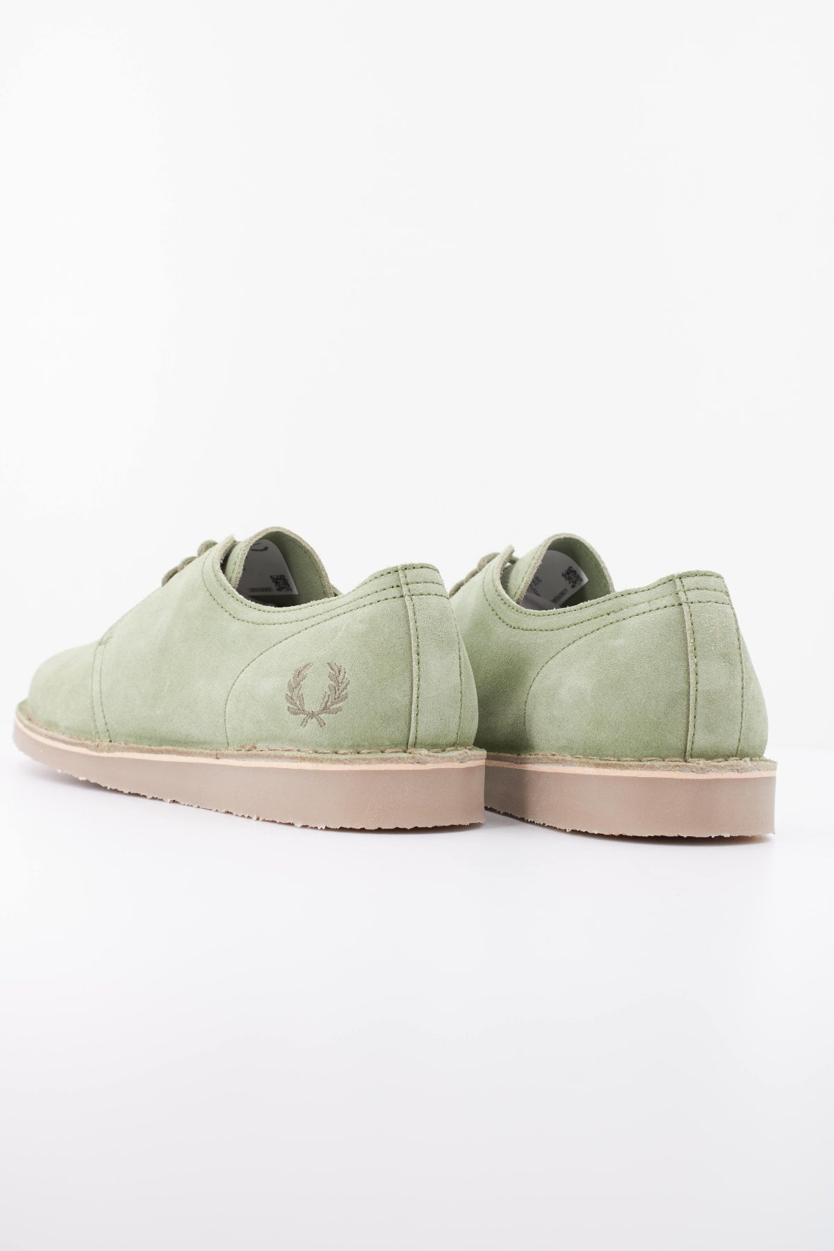 FRED PERRY  ZAPATO LINDEN SUEDE  en color VERDE  (4)
