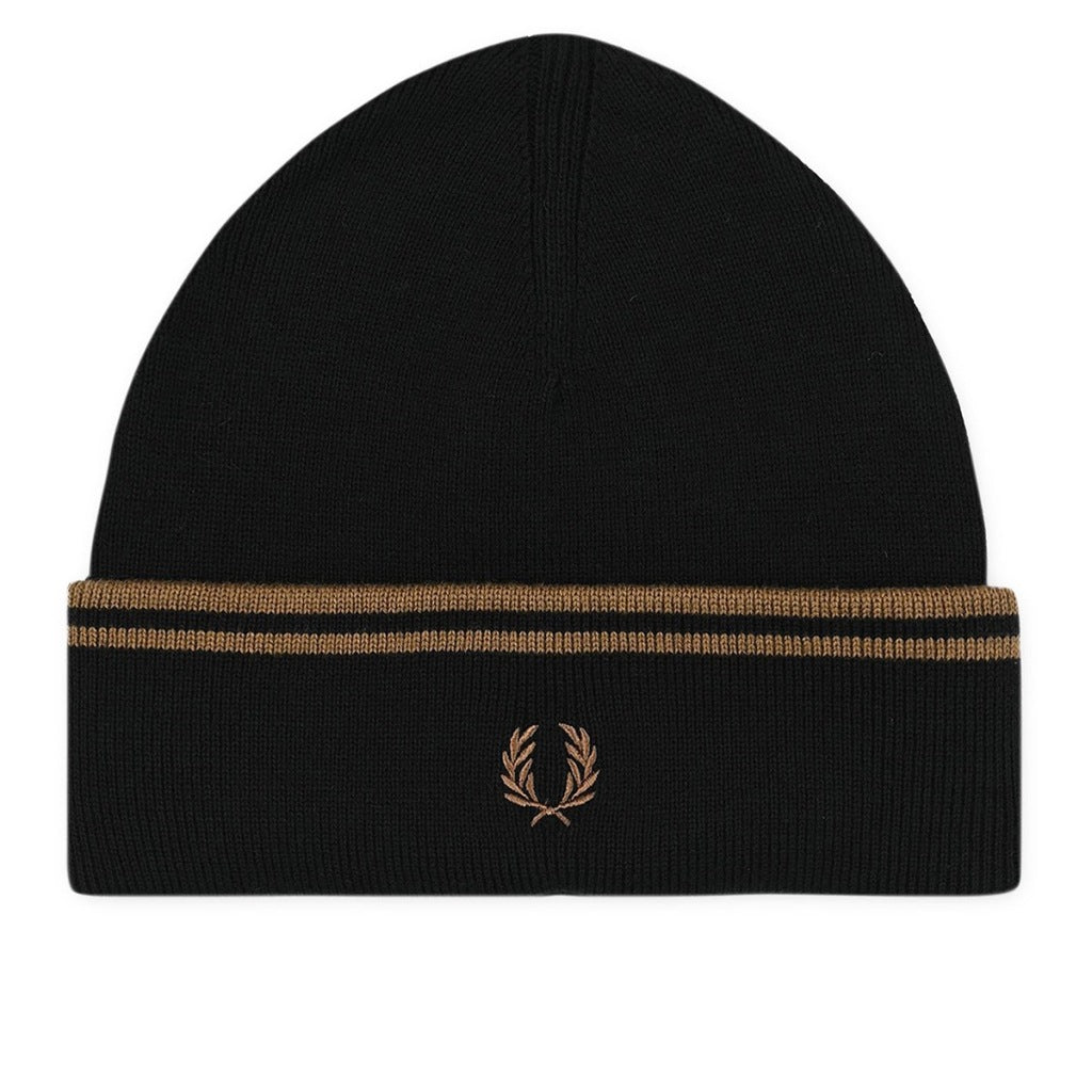 FRED PERRY TWIN TIPPED MERINO WOOL BEANIE en color NEGRO  (4)