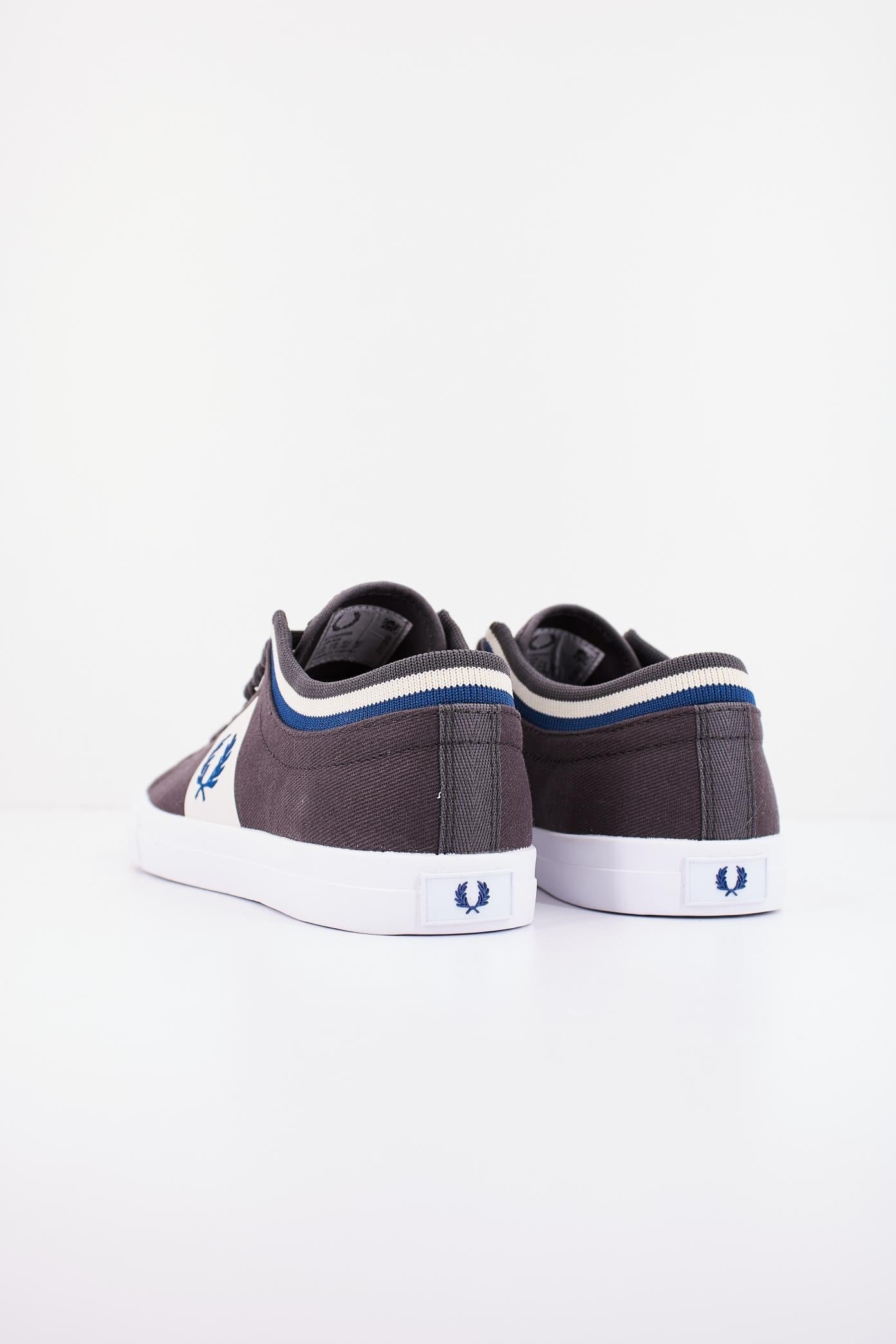 FRED PERRY UNDERSPIN TIPPED CT en color MARRON  (3)