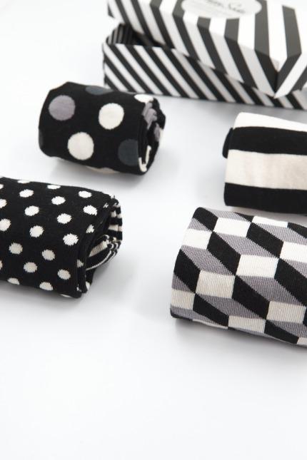 HAPPY SOCKS CLASSIC BLACK WHITE AND SOCK en color NEGRO  (3)