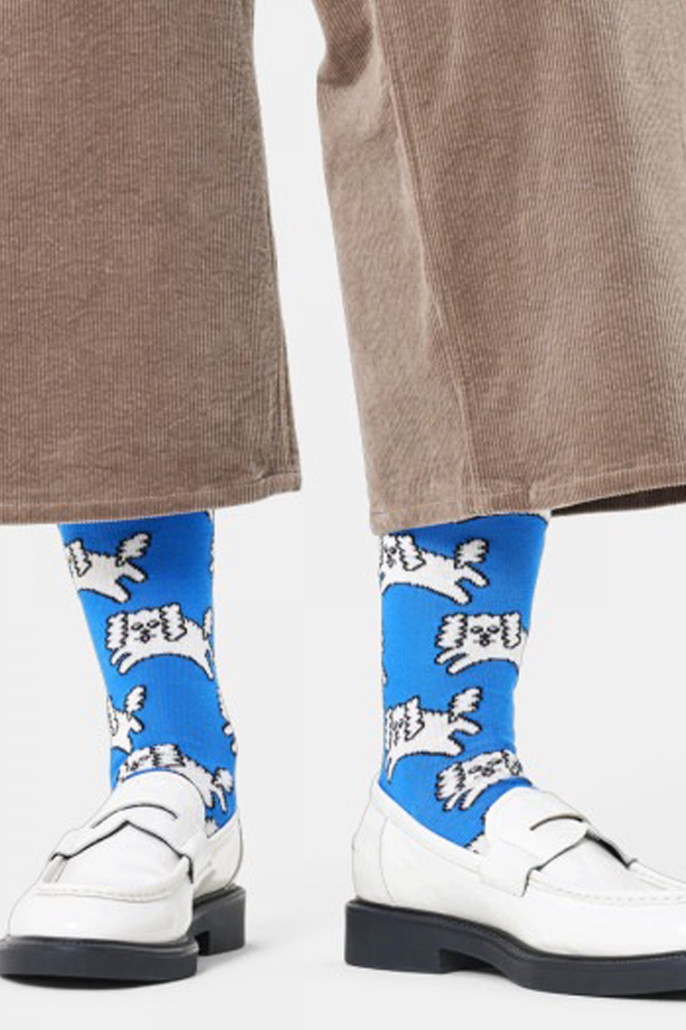 HAPPY SOCKS CLOUD DOG en color AZUL  (1)