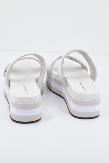 CALVIN KLEIN FLATFORM SANDAL TWOSTRAP en color BLANCO  (2)