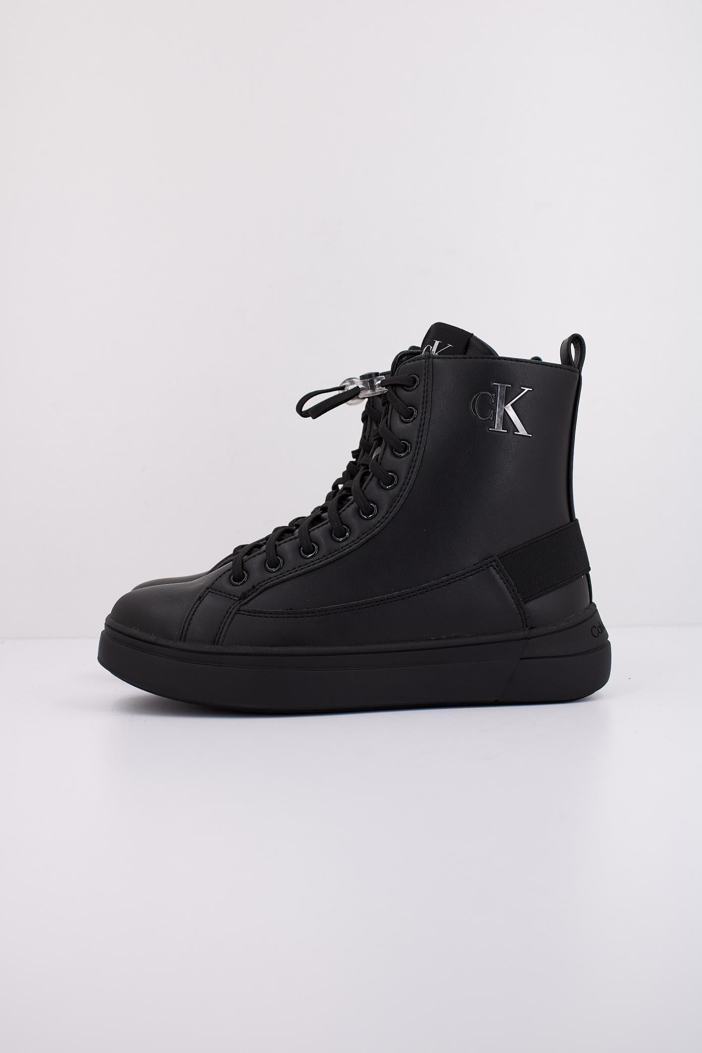 CALVIN KLEIN VA en color NEGRO  (1)