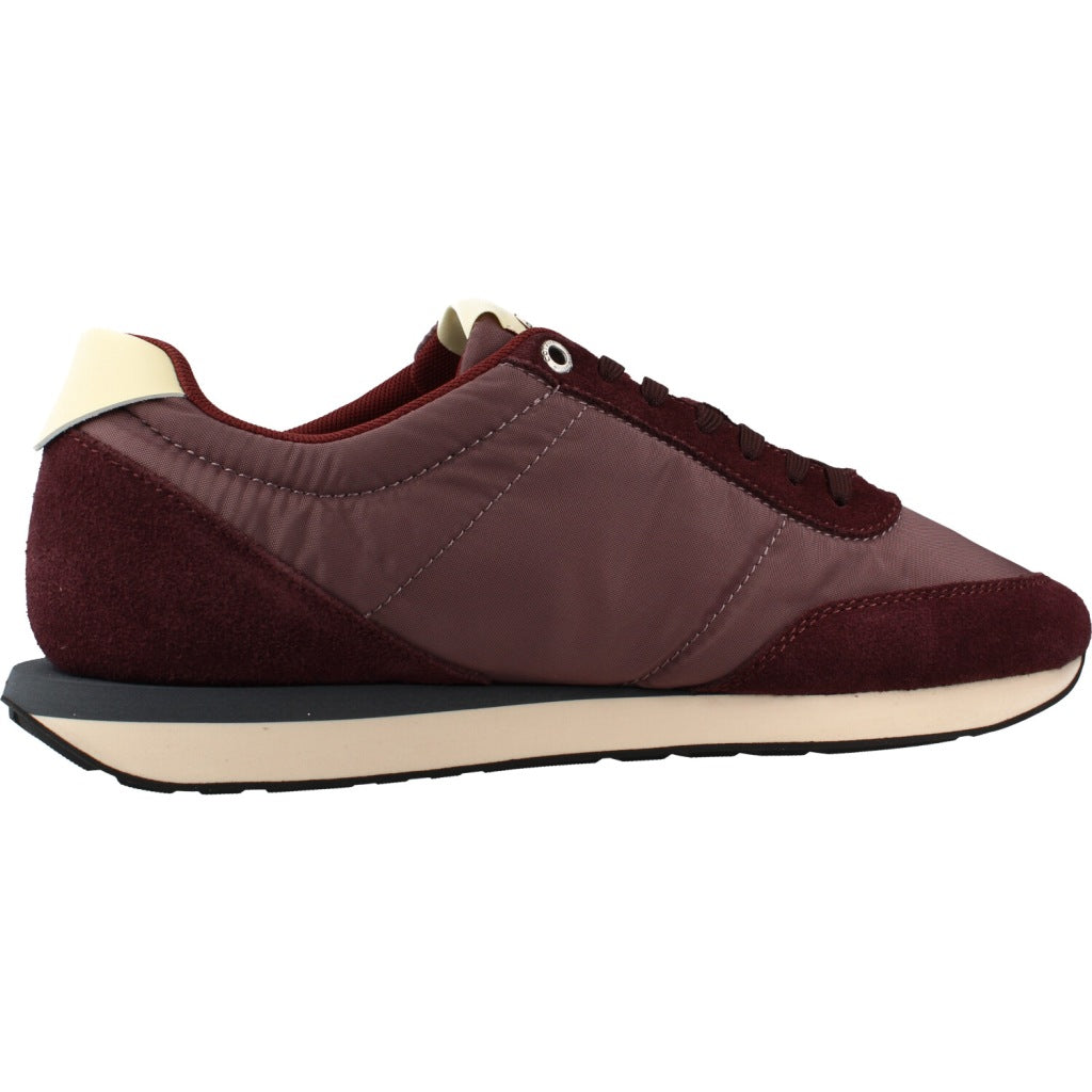 CALVIN KLEIN RETRO RUNNER ESS en color BURDEOS  (4)
