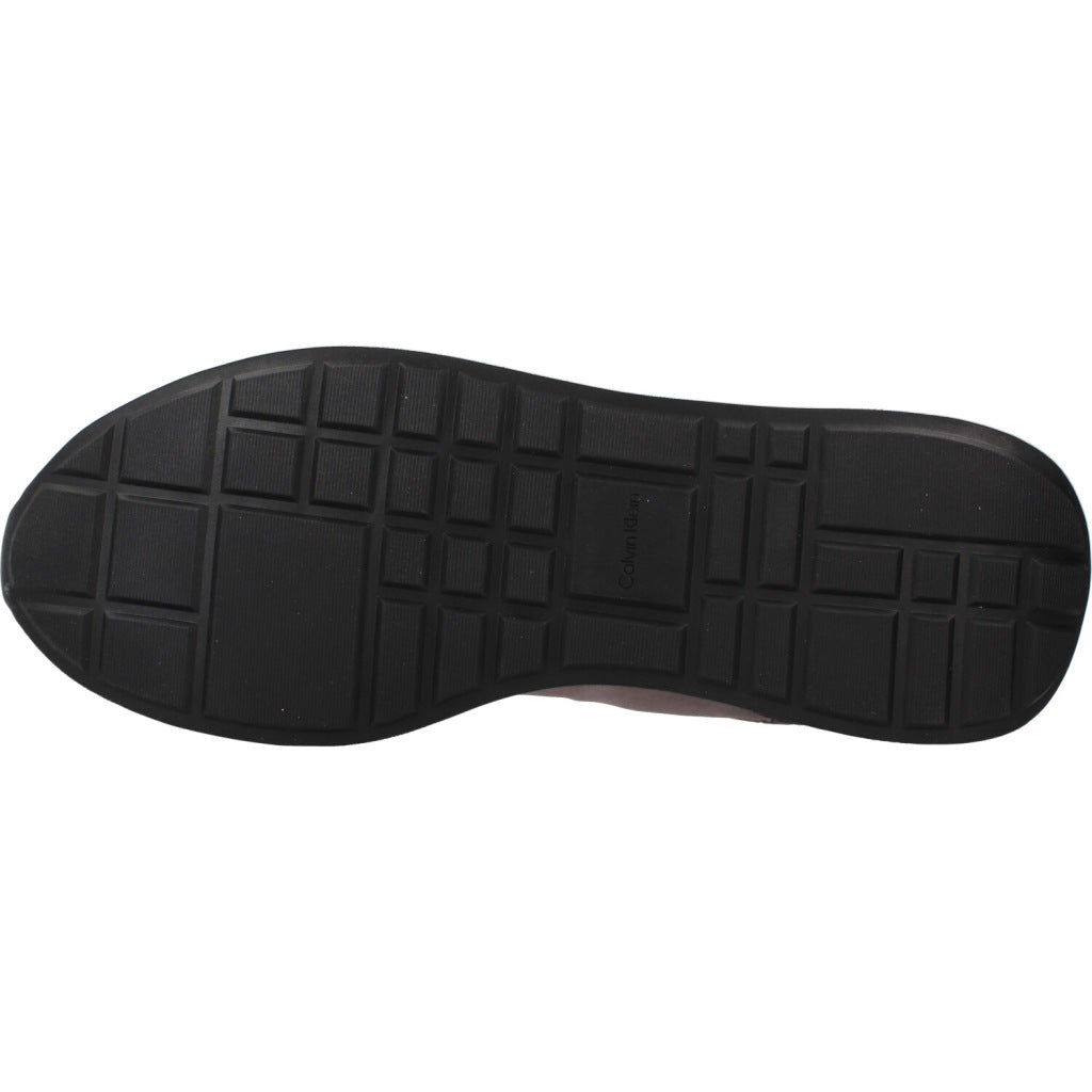 CALVIN KLEIN RETRO RUNNER ESS en color BURDEOS  (6)