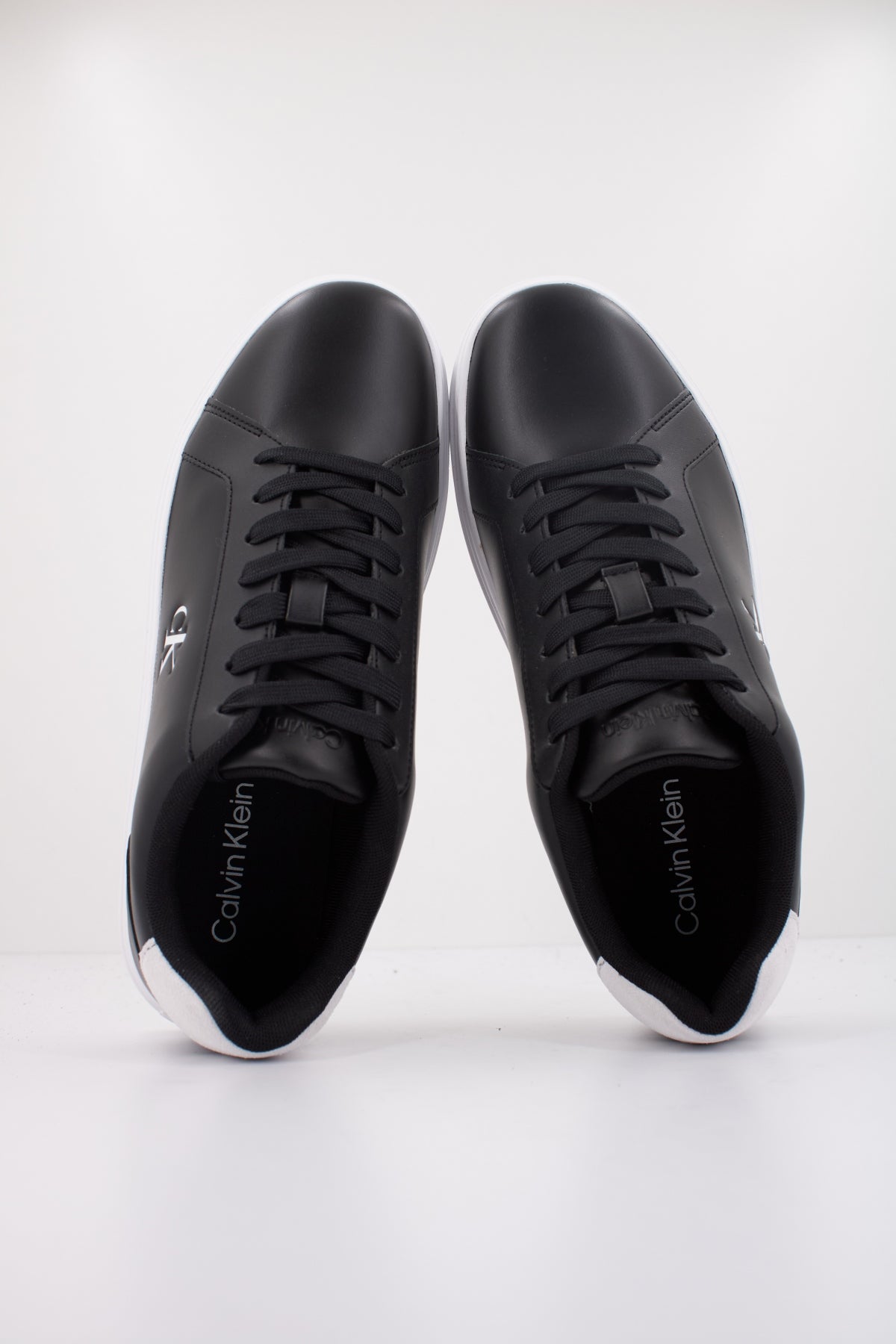 CALVIN KLEIN CLASSIC CUPSOLE LACEUP L en color NEGRO  (3)