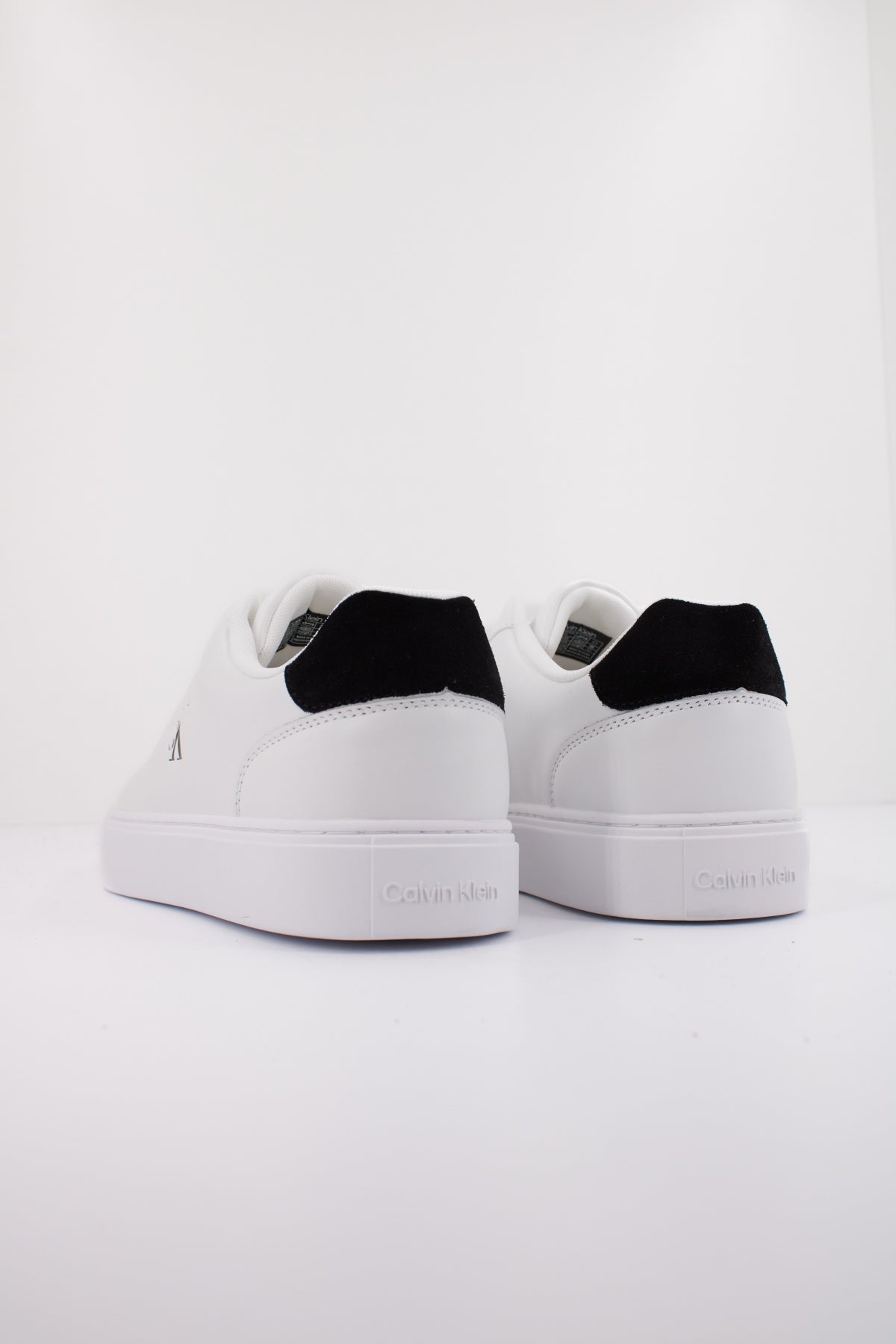 CALVIN KLEIN CLASSIC CUPSOLE LACEUP en color BLANCO  (4)