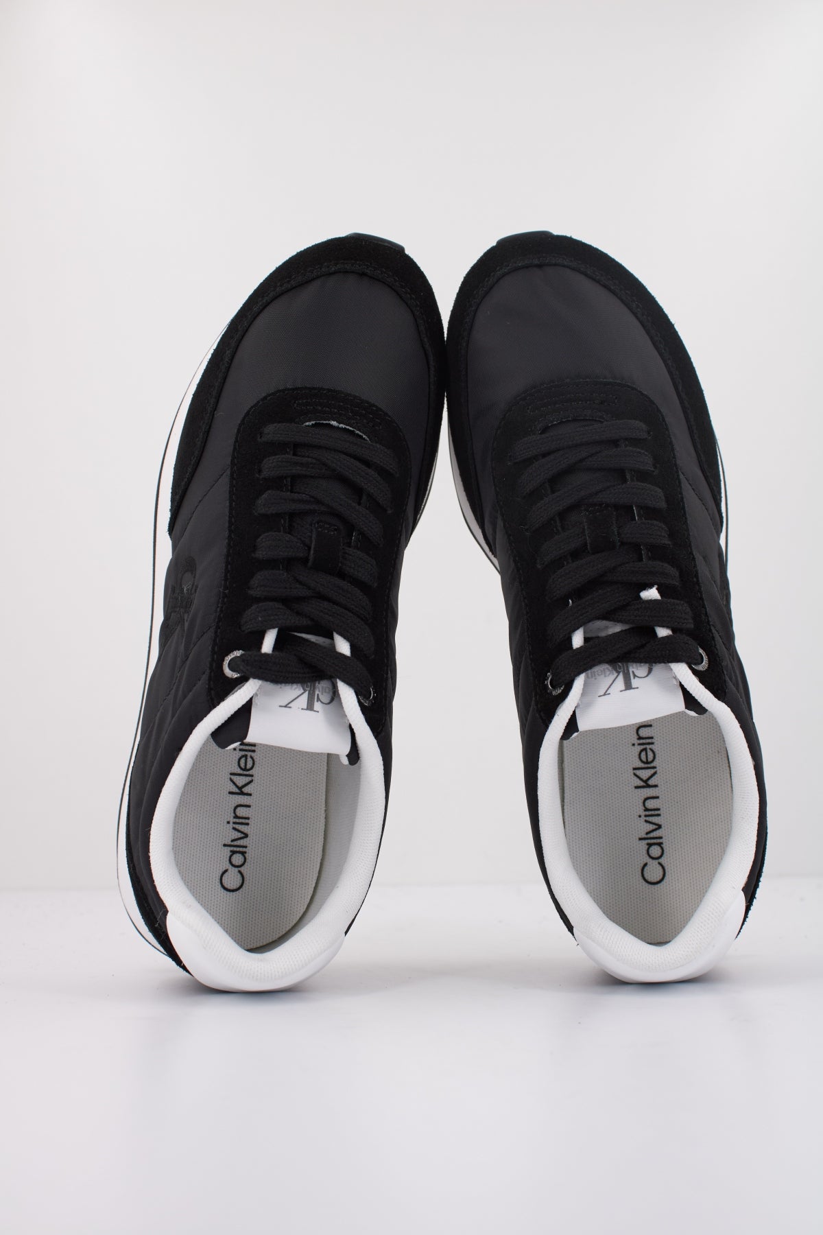 CALVIN KLEIN RETRO RUNNER LACE UP NY en color NEGRO  (3)