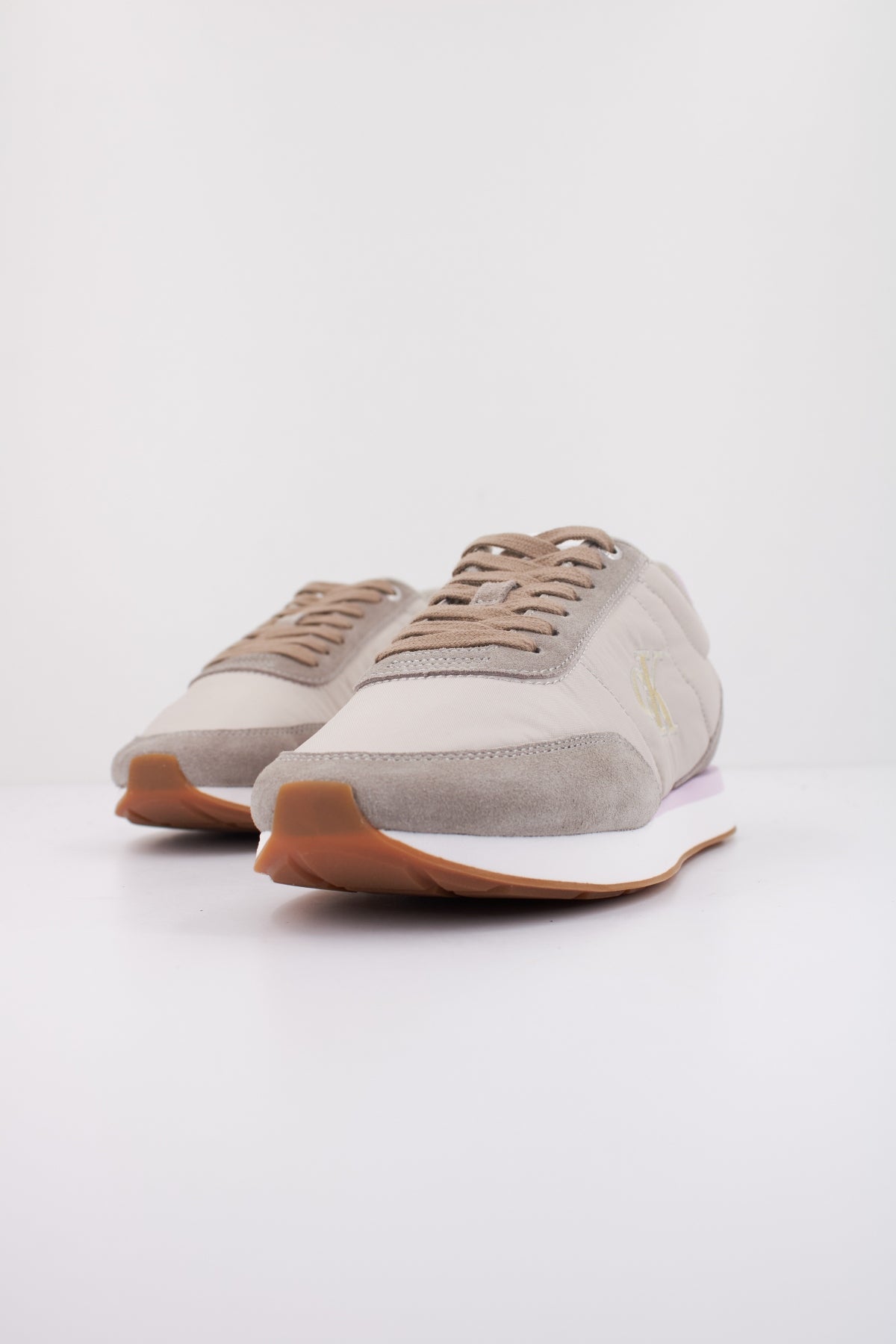 CALVIN KLEIN RETRO RUNNER LACE UP NY en color BEIS  (2)