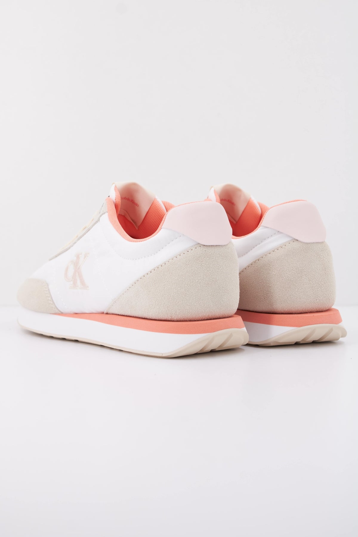 CALVIN KLEIN RETRO RUNNER LACE UP NY en color BEIS  (4)