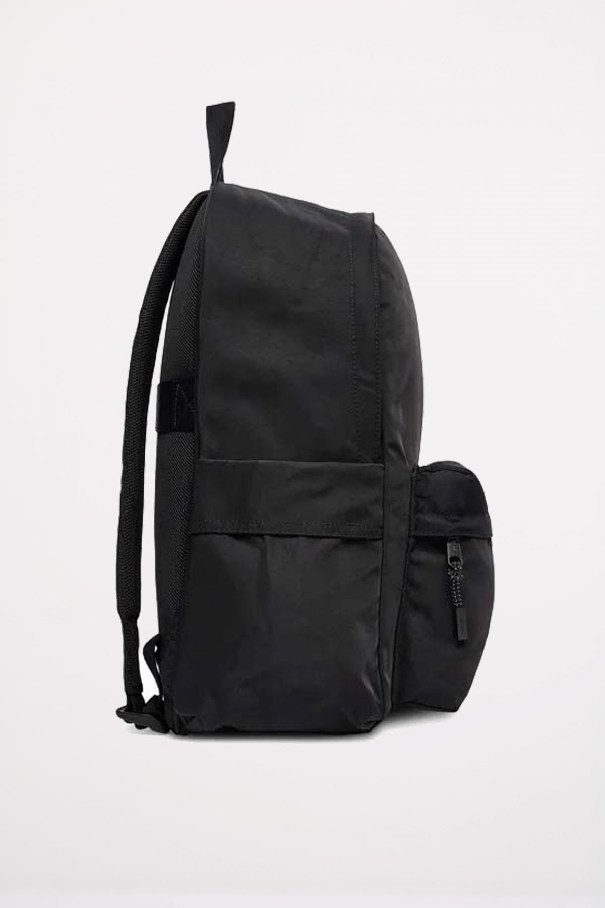 CALVIN KLEIN BOLD ROUND BACKPACK en color NEGRO  (2)