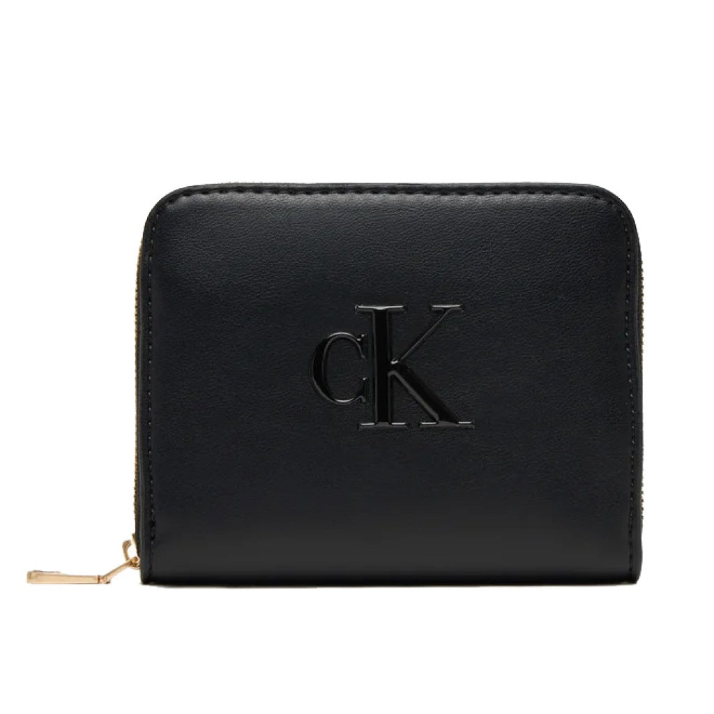 CALVIN KLEIN  RAISED CK MEDIUM ZIP ARO  en color NEGRO  (4)