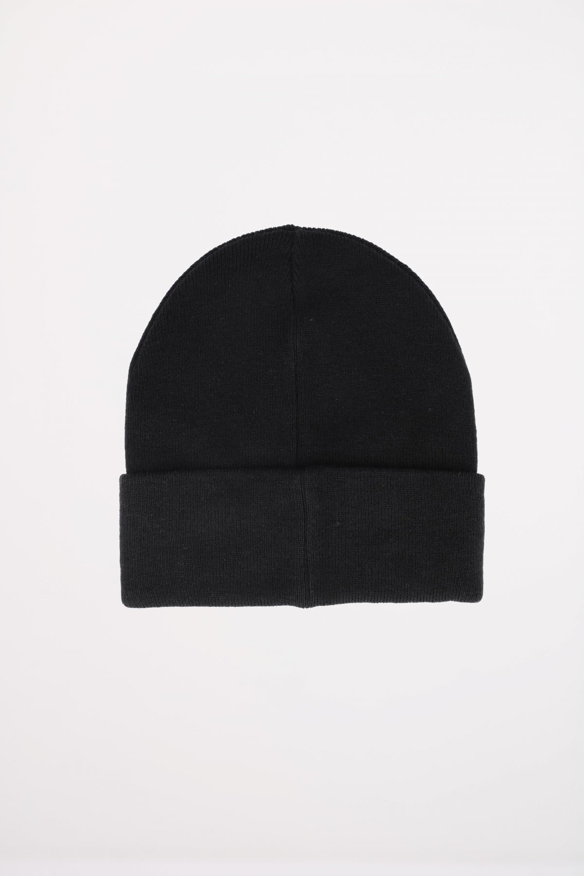 CALVIN KLEIN CK FINE RIB BEANIE en color NEGRO  (2)