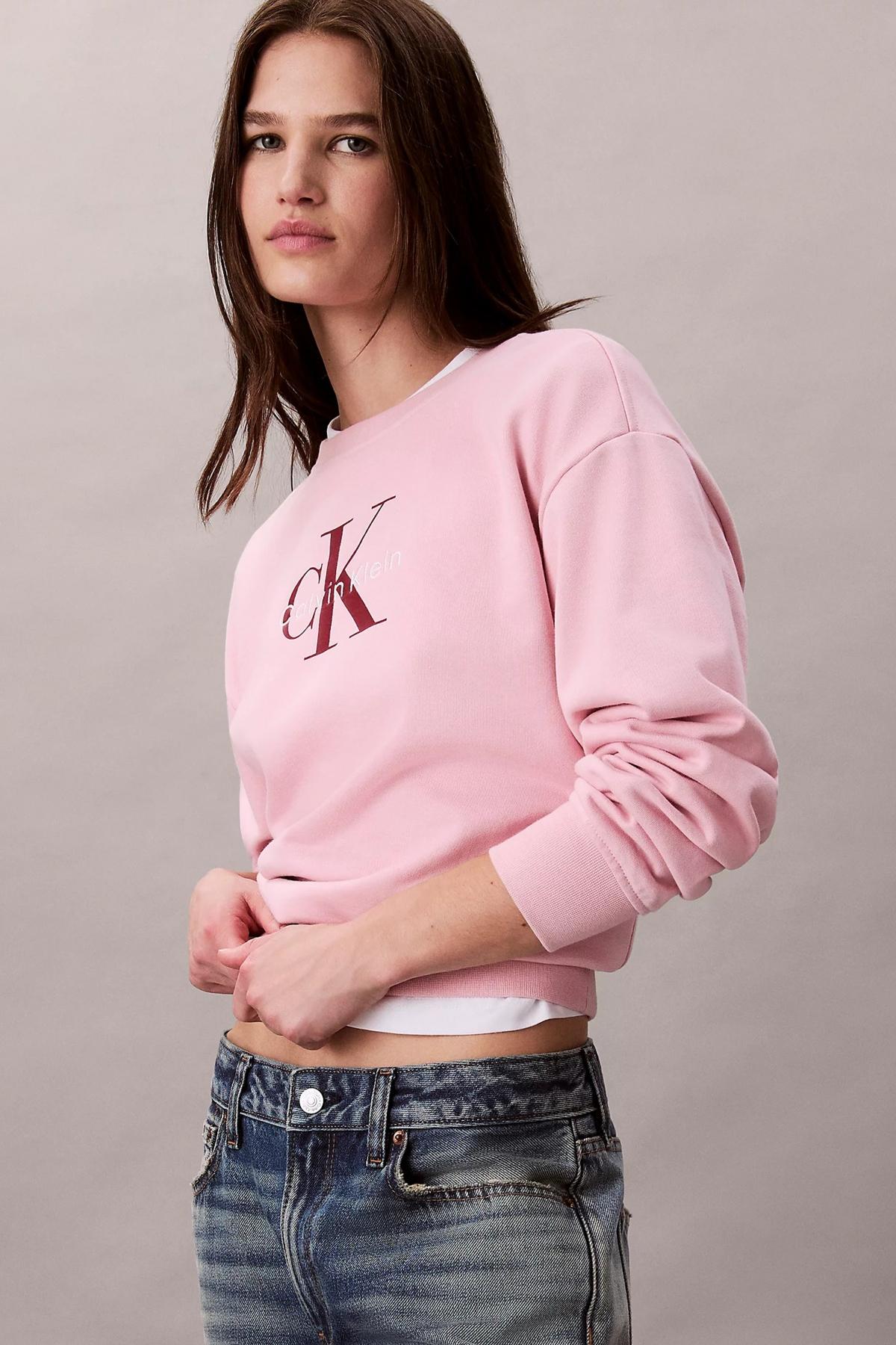 CALVIN KLEIN  LS MONOLOGO FRENCH TERRY en color ROSA  (2)