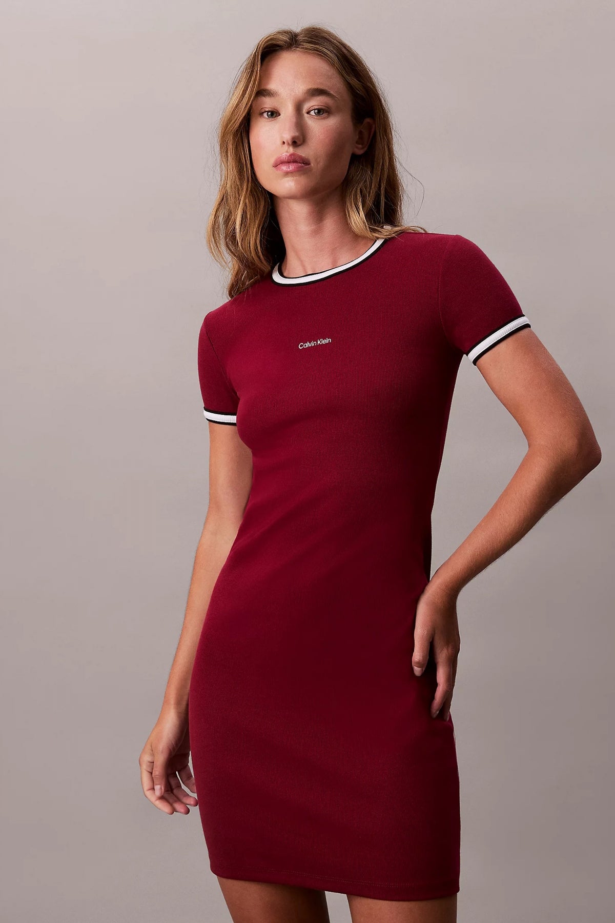 CALVIN KLEIN SS COLOR BLOCK COTTON RI en color BURDEOS  (1)