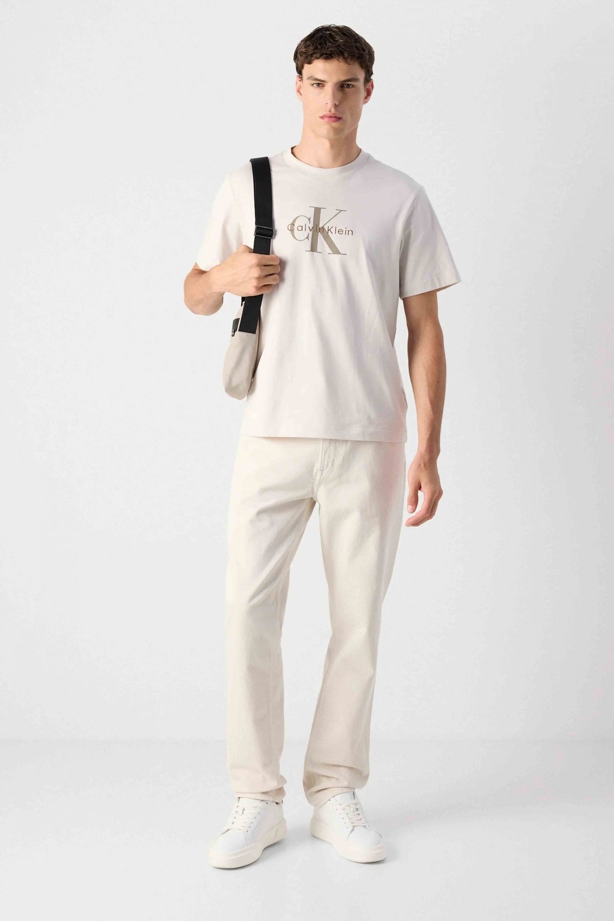 CALVIN KLEIN HERO MONOLOGO TEE S en color BLANCO  (4)