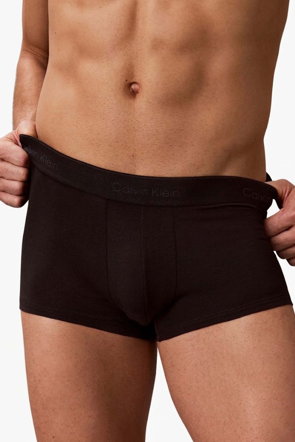 CALVIN KLEIN LVNB  en color NEGRO  (2)