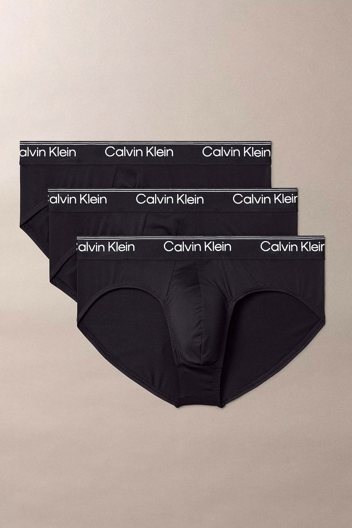 CALVIN KLEIN  HIP BRIEF PK  en color NEGRO  (1)