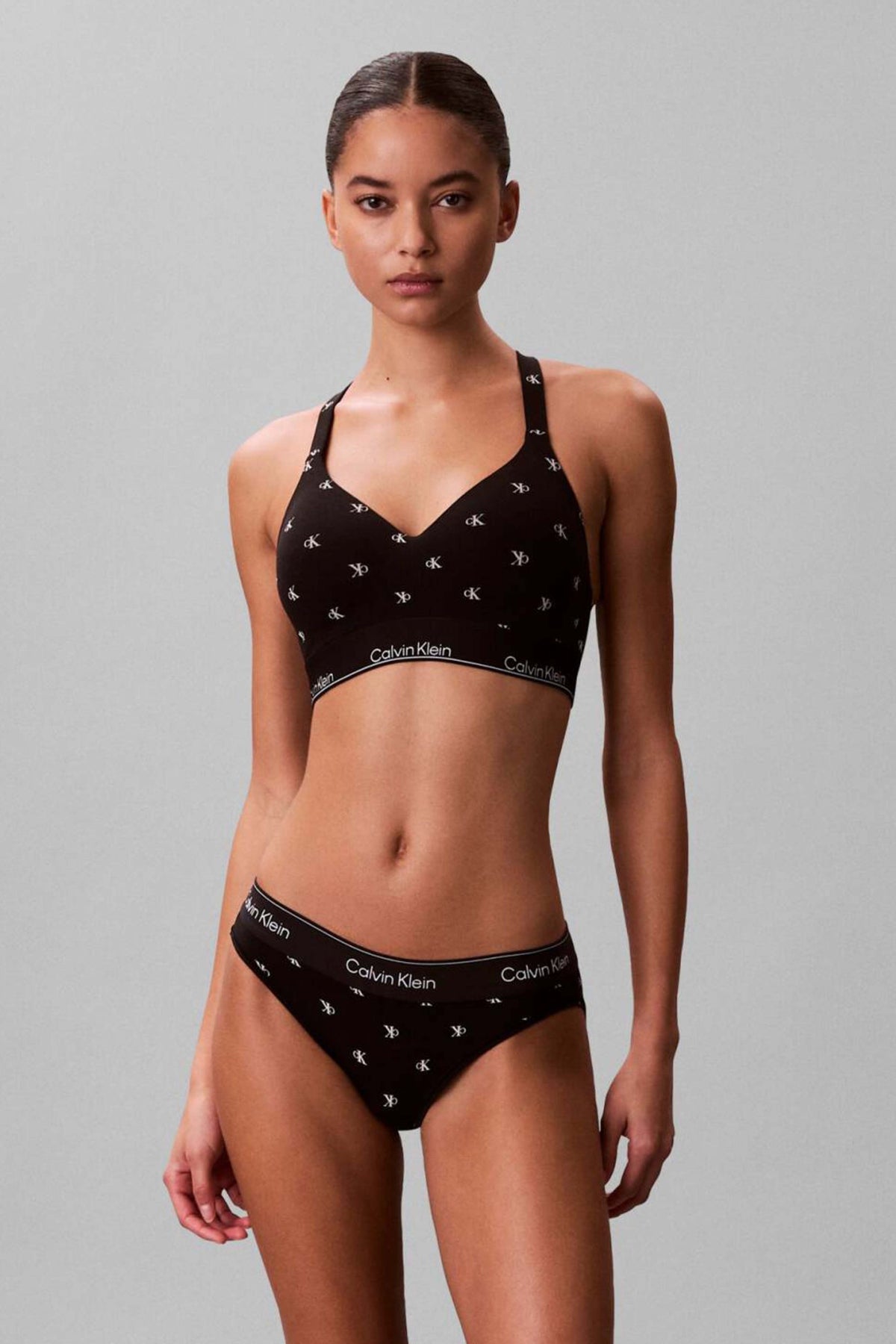 CALVIN KLEIN LIFT BRALETTE ICON COTTON MODAL en color NEGRO  (3)