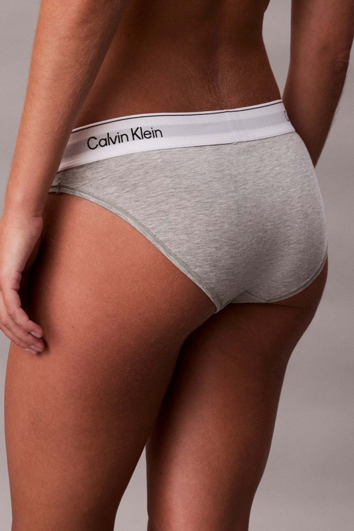 CALVIN KLEIN LVQF en color GRIS  (3)