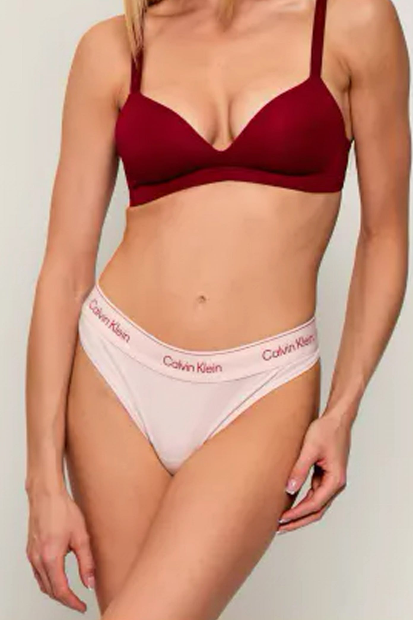 CALVIN KLEIN LVQF en color ROSA  (2)