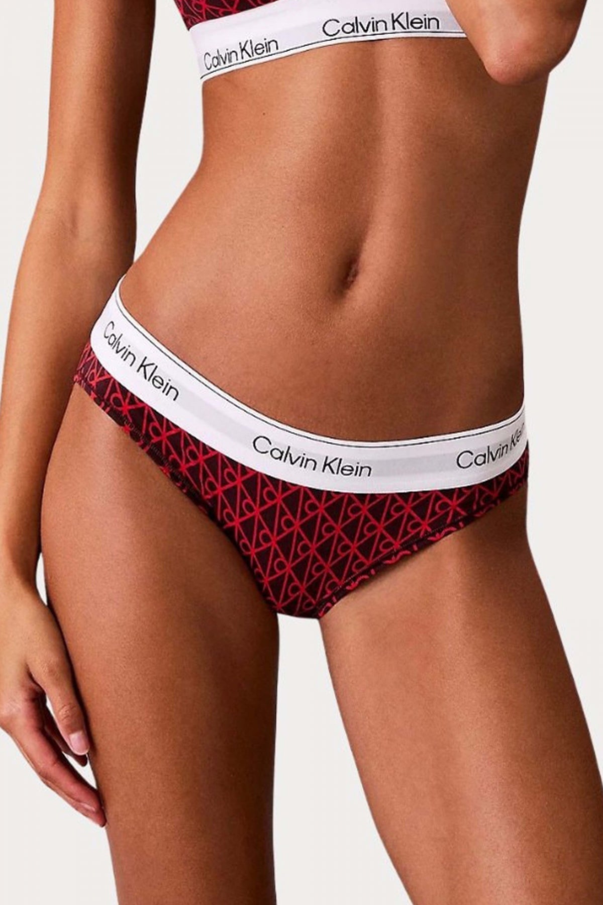 CALVIN KLEIN LVQF en color ROJO  (1)