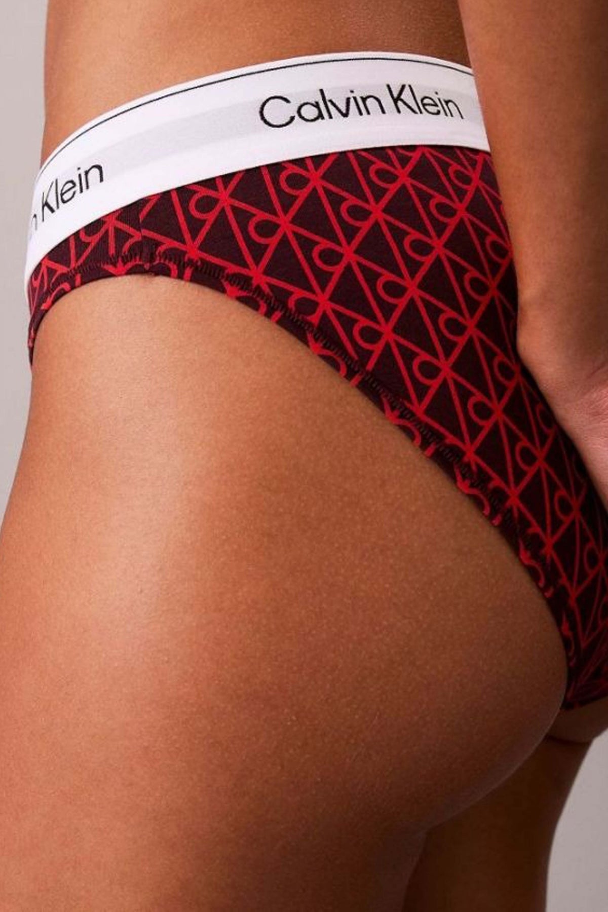 CALVIN KLEIN LVQF en color ROJO  (2)