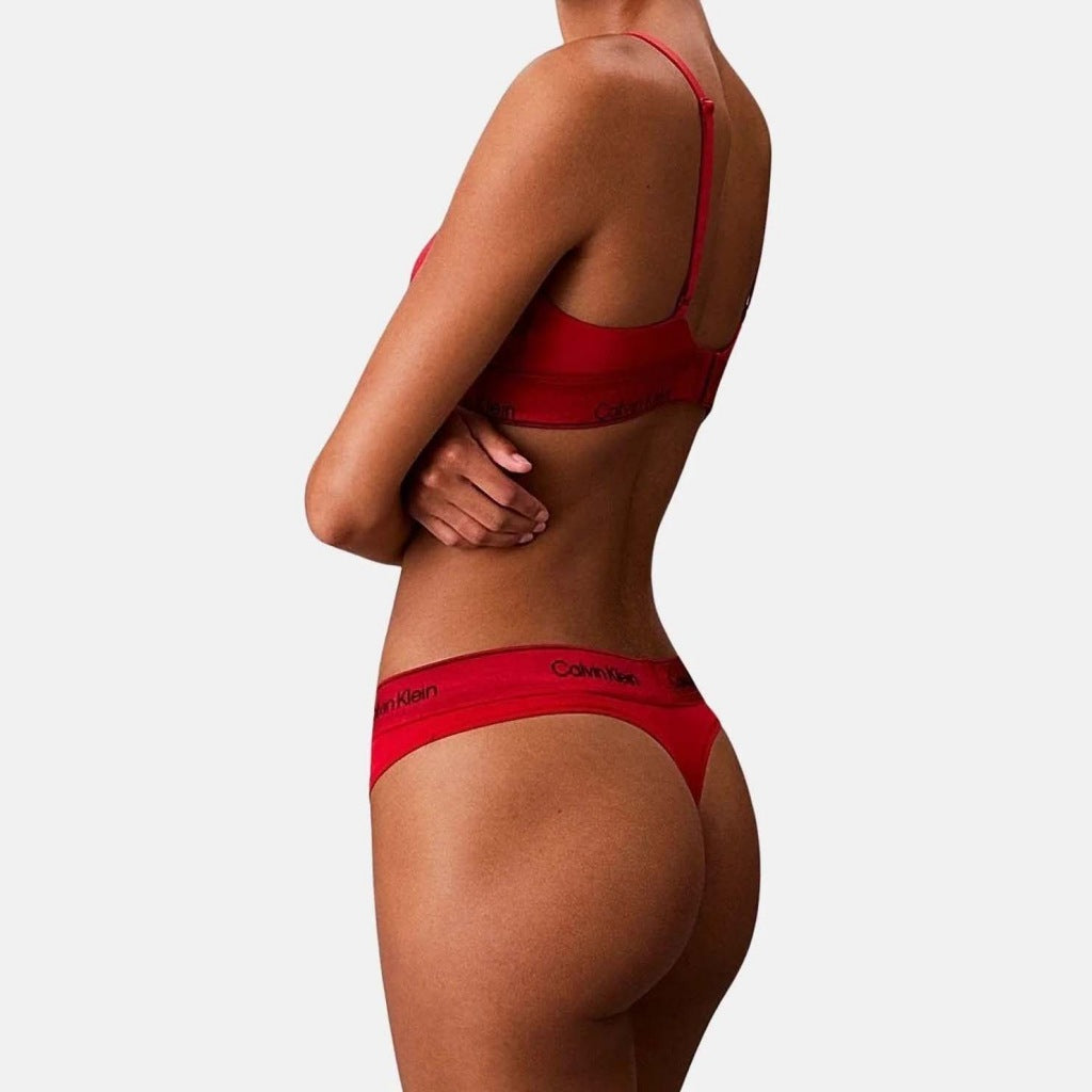 CALVIN KLEIN LVQF en color ROJO  (6)