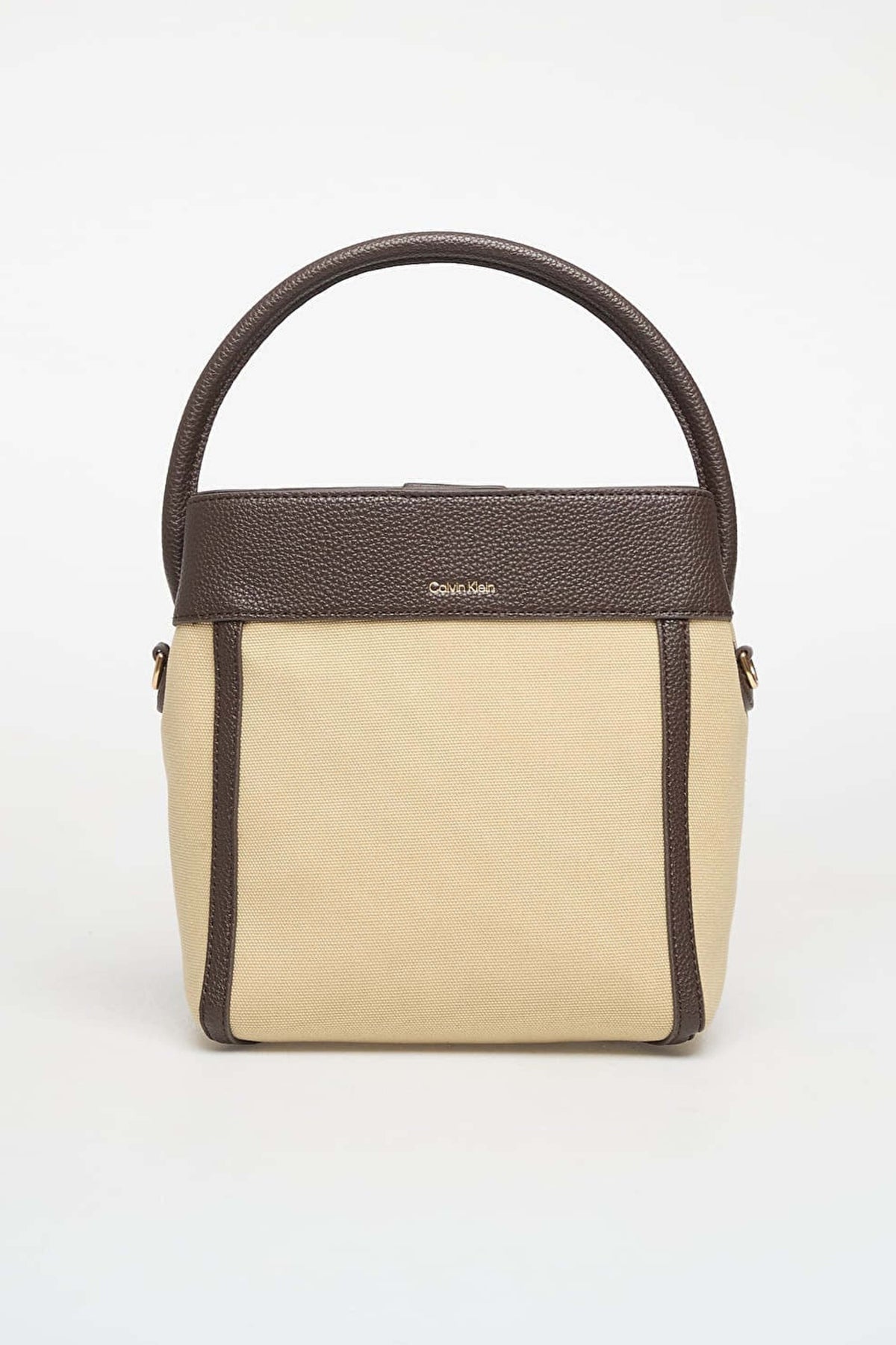 CALVIN KLEIN BUCKET WITH STRAP en color VERDE  (1)