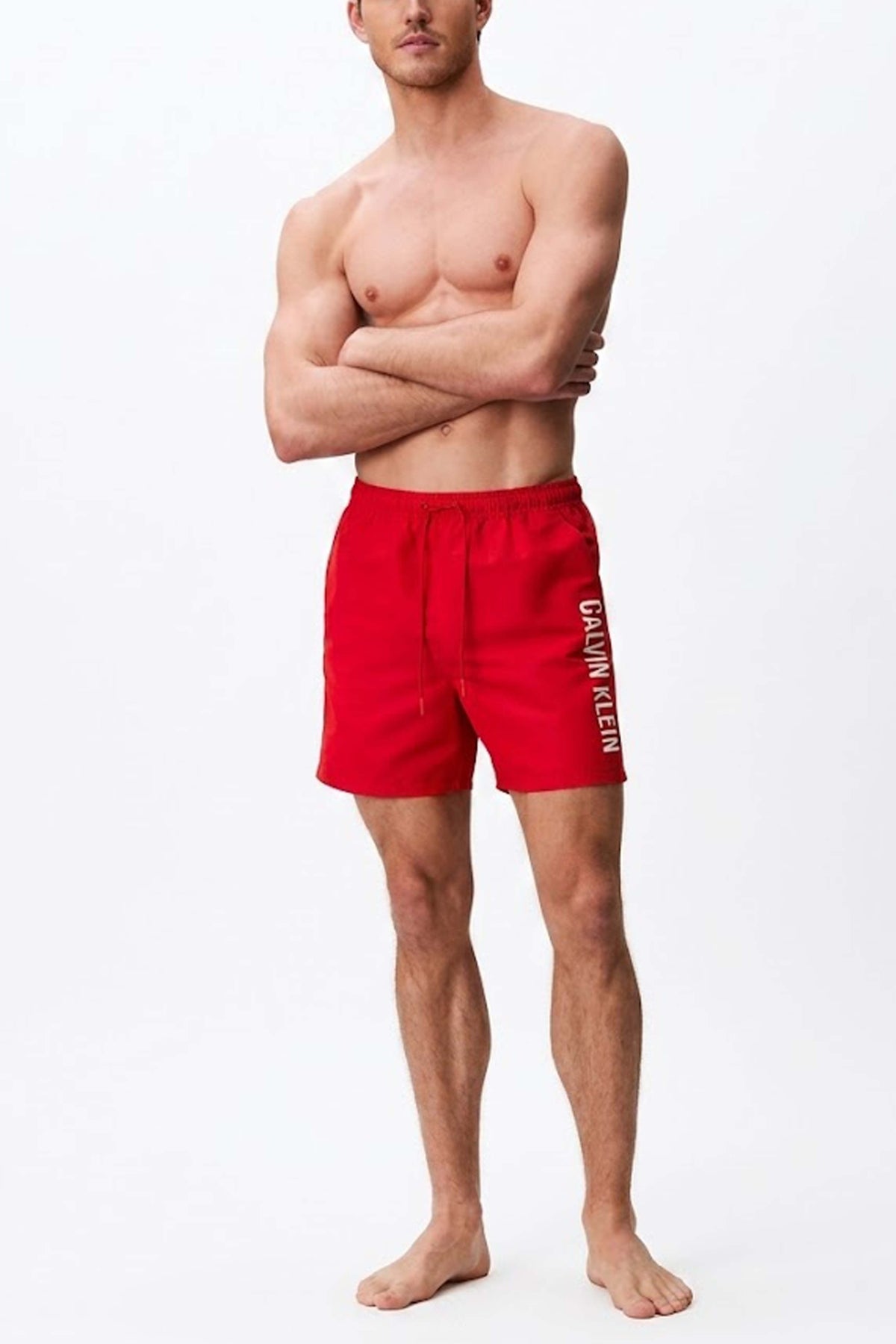CALVIN KLEIN LVN  en color ROJO  (3)