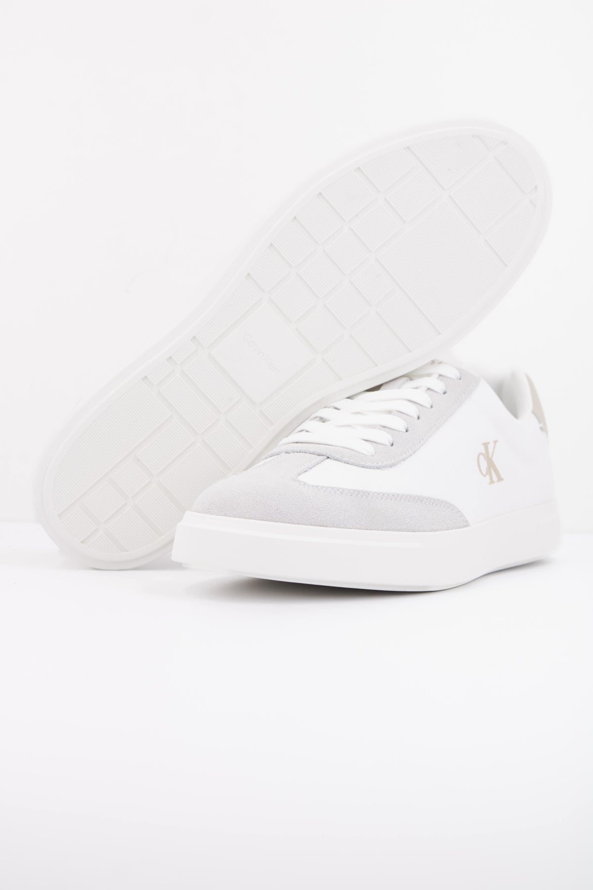 CALVIN KLEIN HMHM  en color BLANCO  (5)