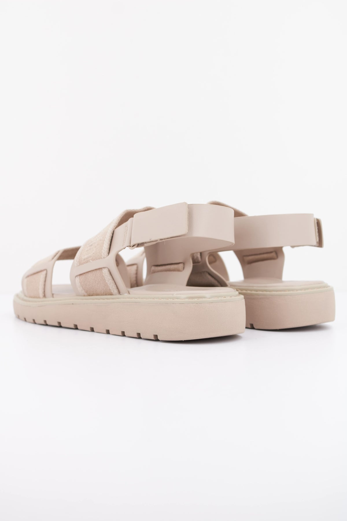 CALVIN KLEIN SQ MOLDED SANDAL WEBB en color BEIS  (4)