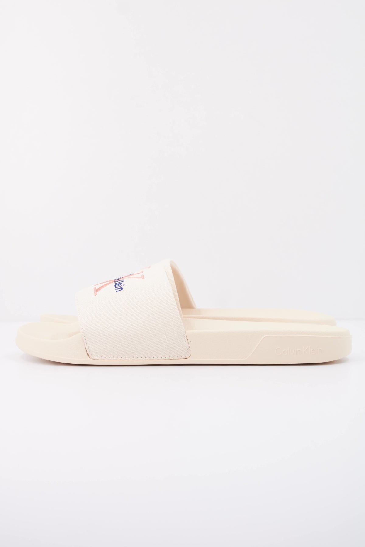 CALVIN KLEIN ESS SLIDE CV en color BEIS  (1)