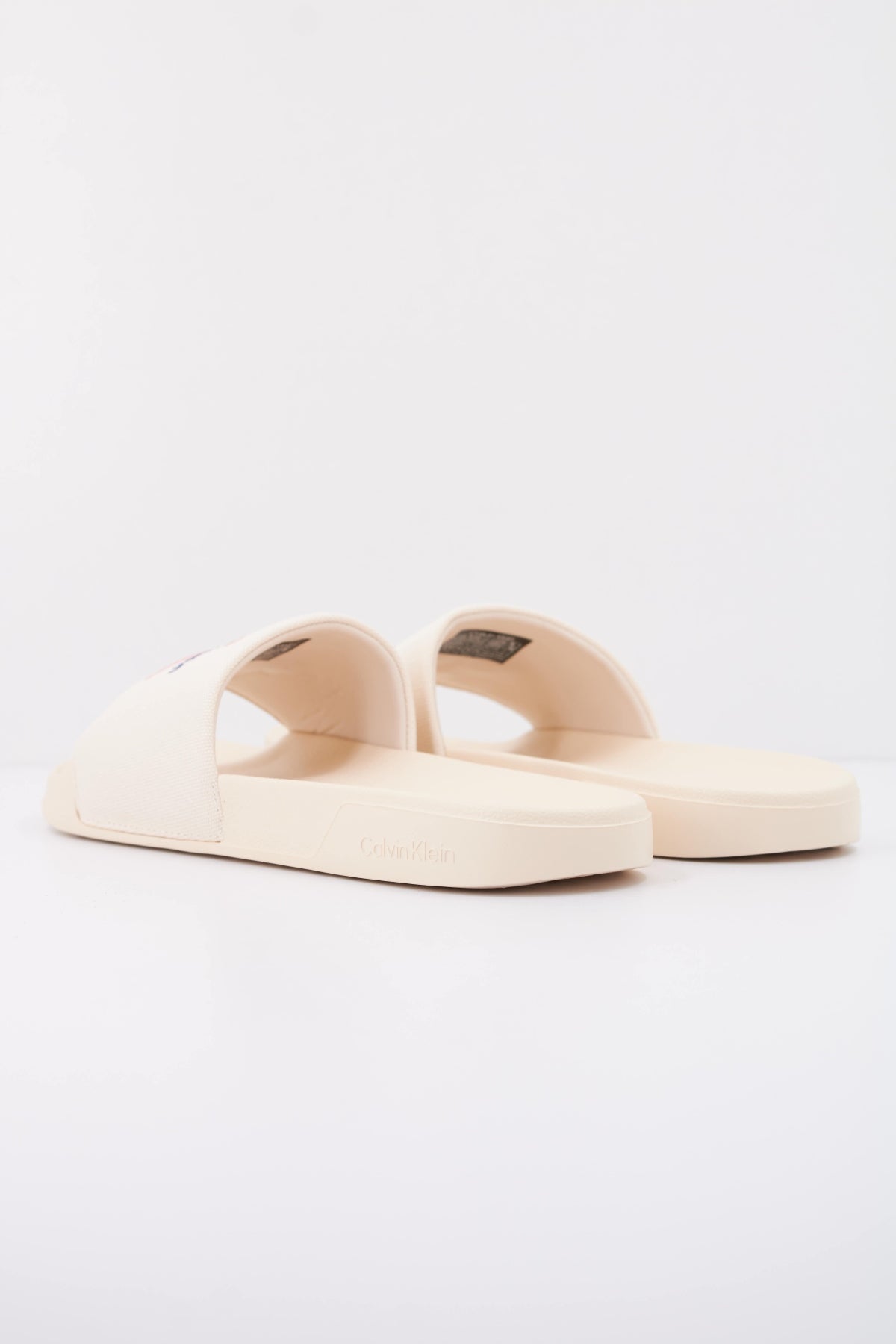 CALVIN KLEIN ESS SLIDE CV en color BEIS  (4)